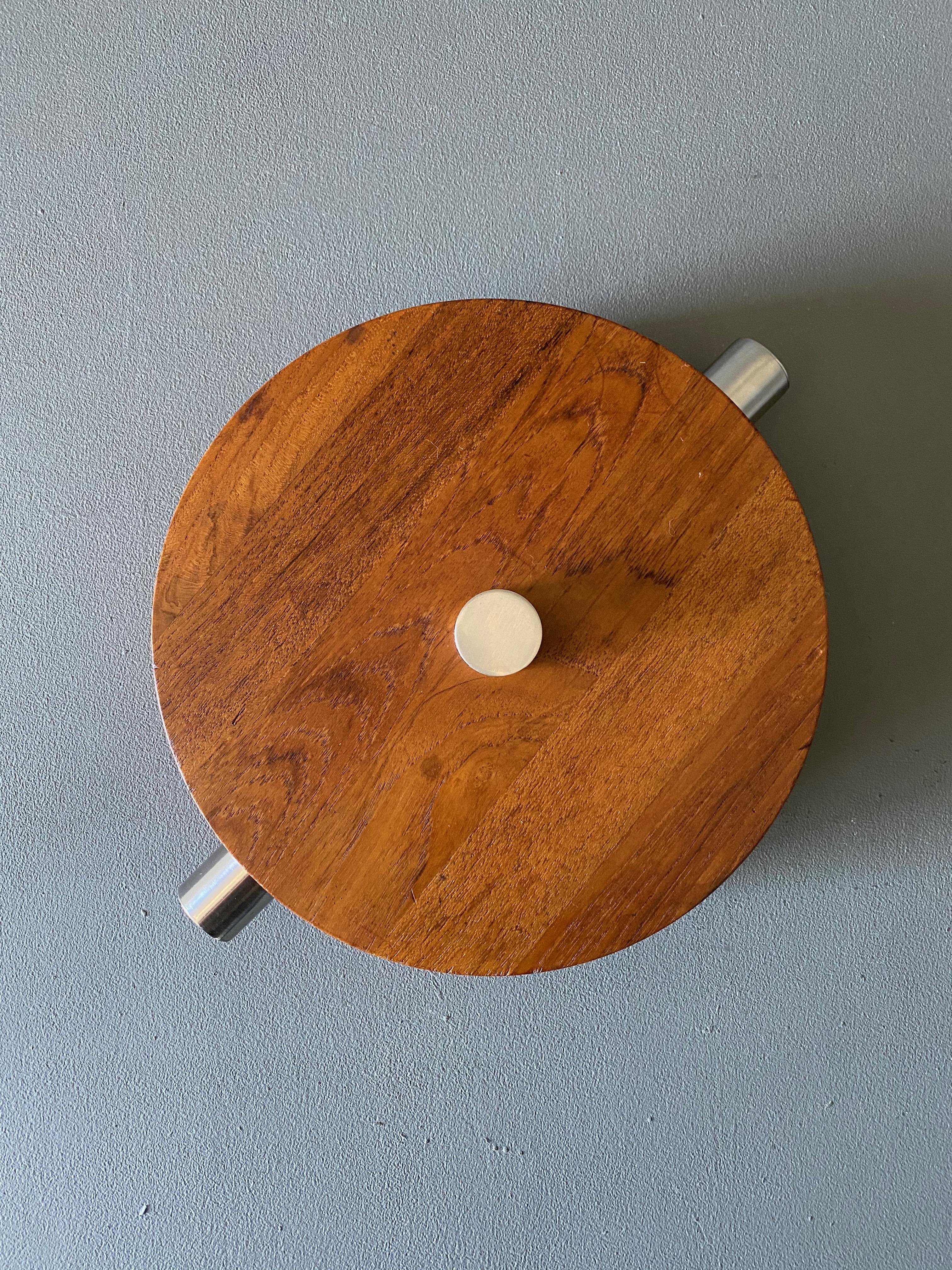 Paul Pedersen Combiwood serving bowl for Lundtofte of Denmark, circa 1960.