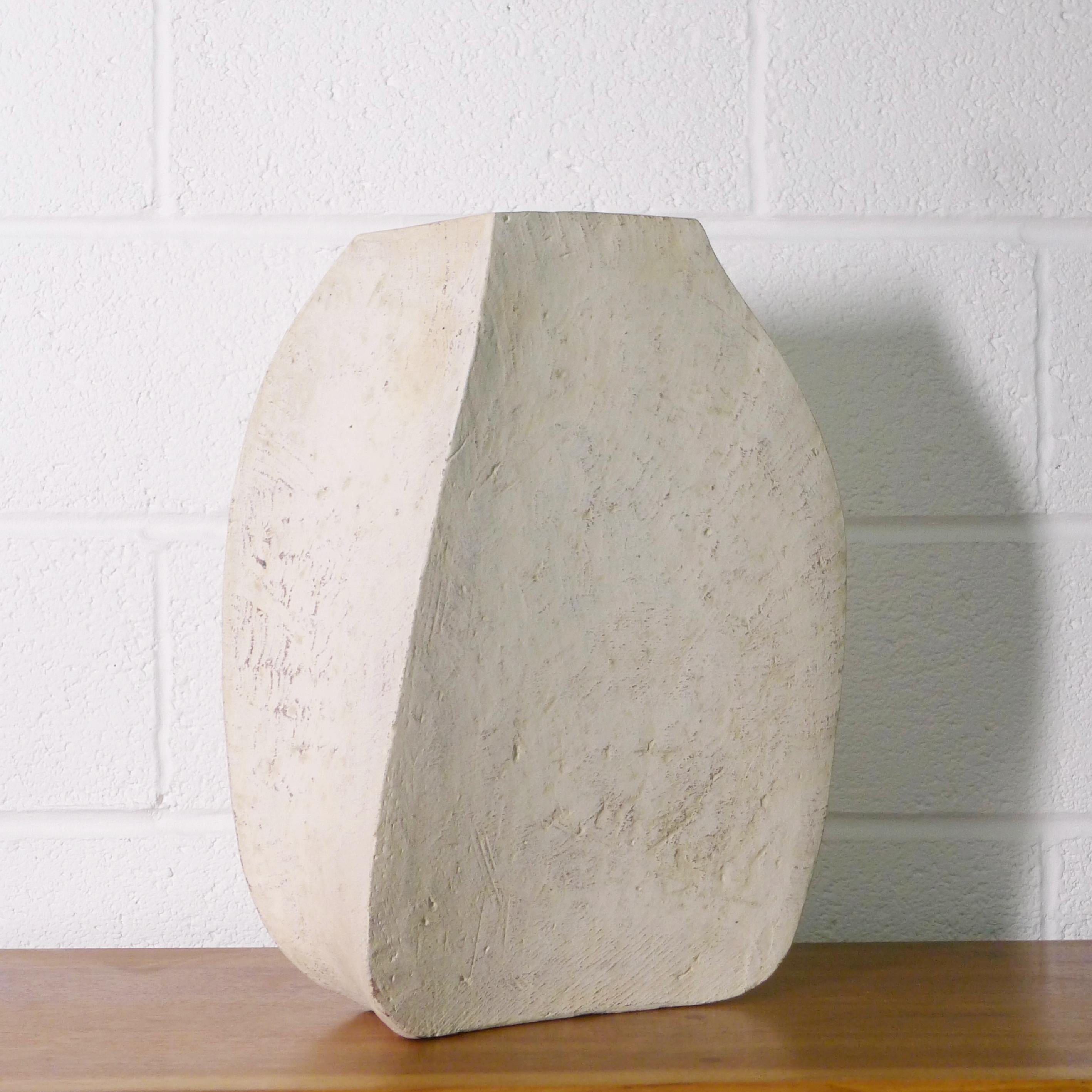 Paul Philp (British, born 1941)

Contemporary hand built stoneware vessel
51cm high, 41cm wide, 16cm deep
Stamped with potter’s seal to base
In perfect condition

Previously lecturer at Londons Central School of Art and at Corsham, Philp is based in