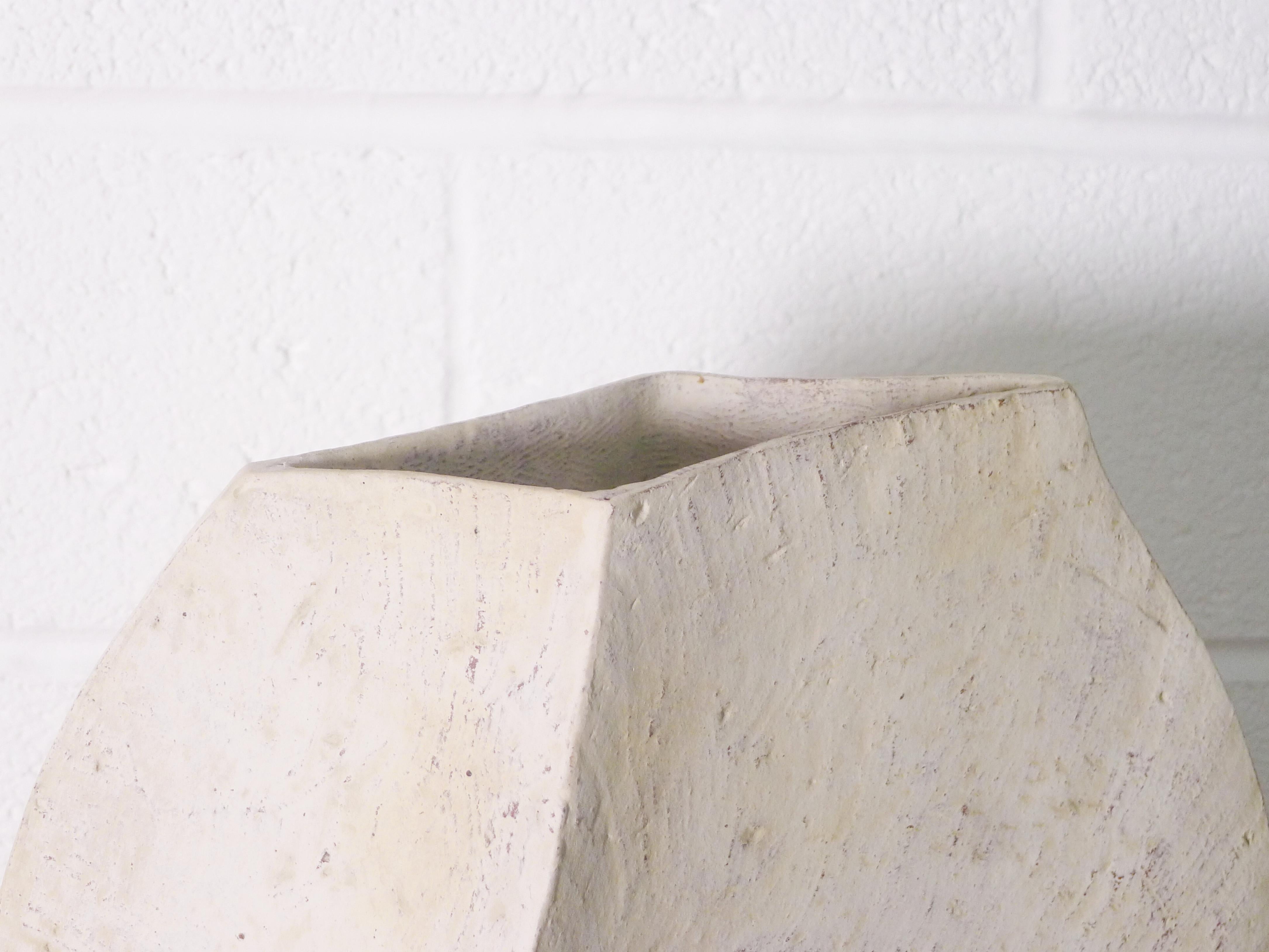Paul Philp, Contemporary Handbuilt Stoneware Vessel, British Studio Pottery For Sale 1