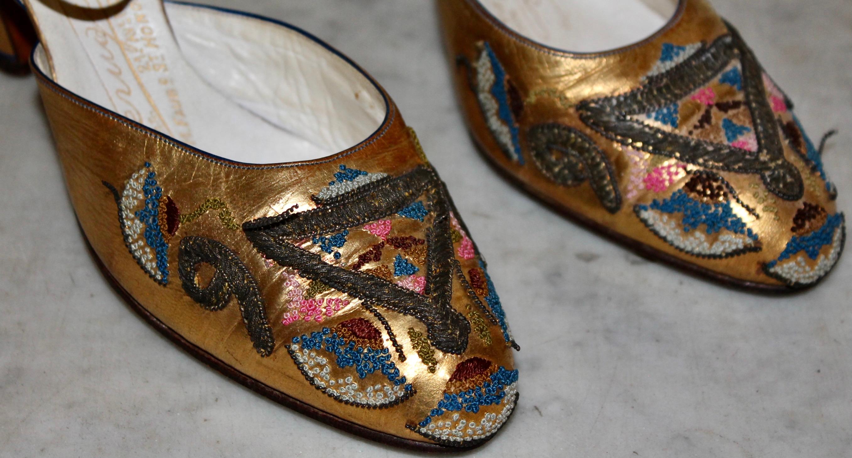 Paul Poiret  Andre Perugia Bead Embroidered Gold Shoes In Good Condition In Sharon, CT