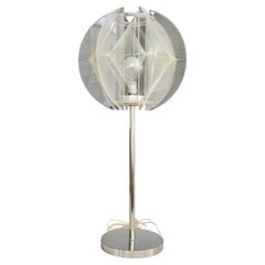 Paul Secon Skulpturale Tischlampe aus Lucite, Nylon und Chrom