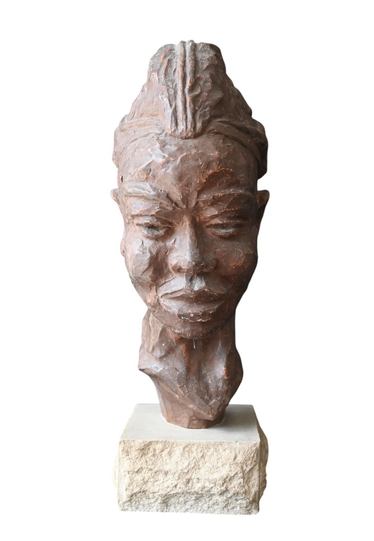 Mid-Century moderno Paul Sersté (1910-2000) Busto in terracotta belga di una donna tribale africana in vendita