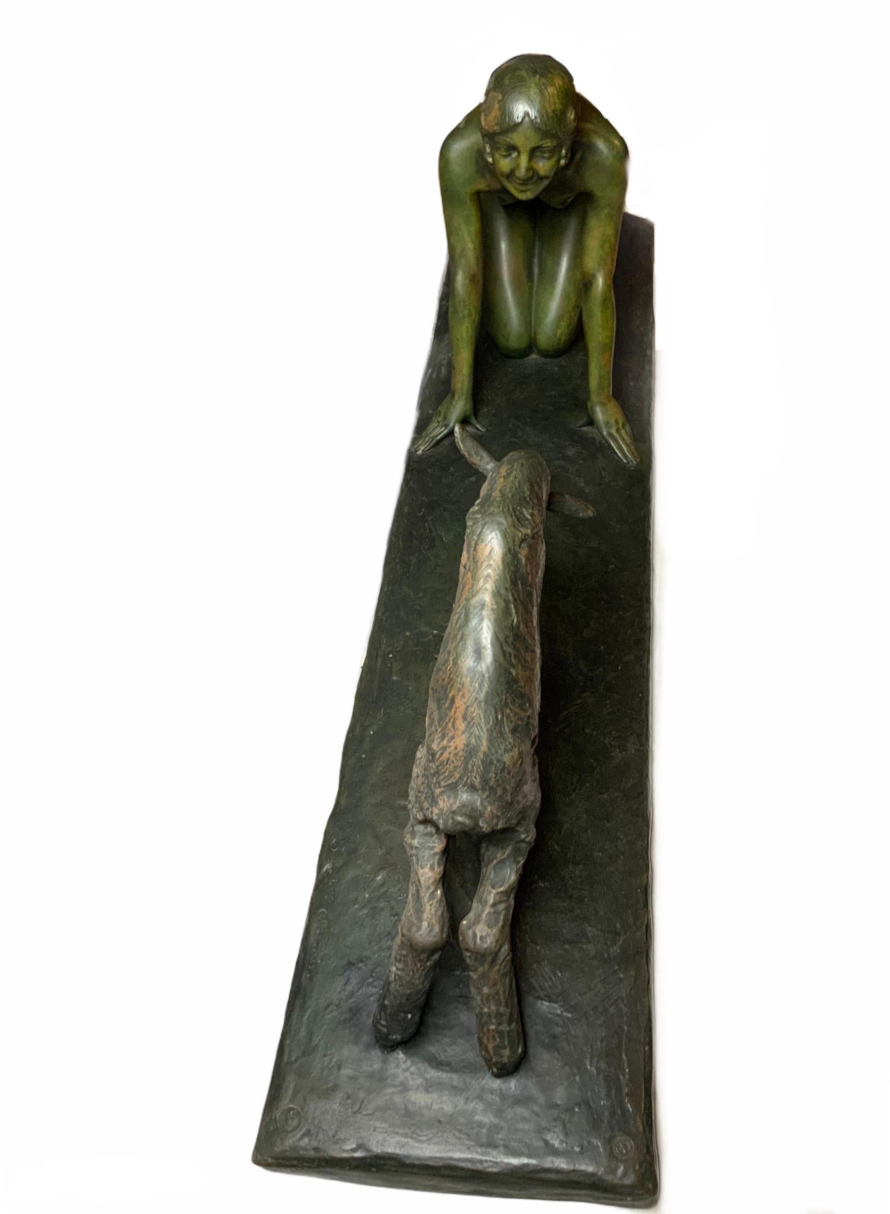 Moulage Sculpture en bronze de Paul Silvestre représentant une jeune femme et une chèvre en vente