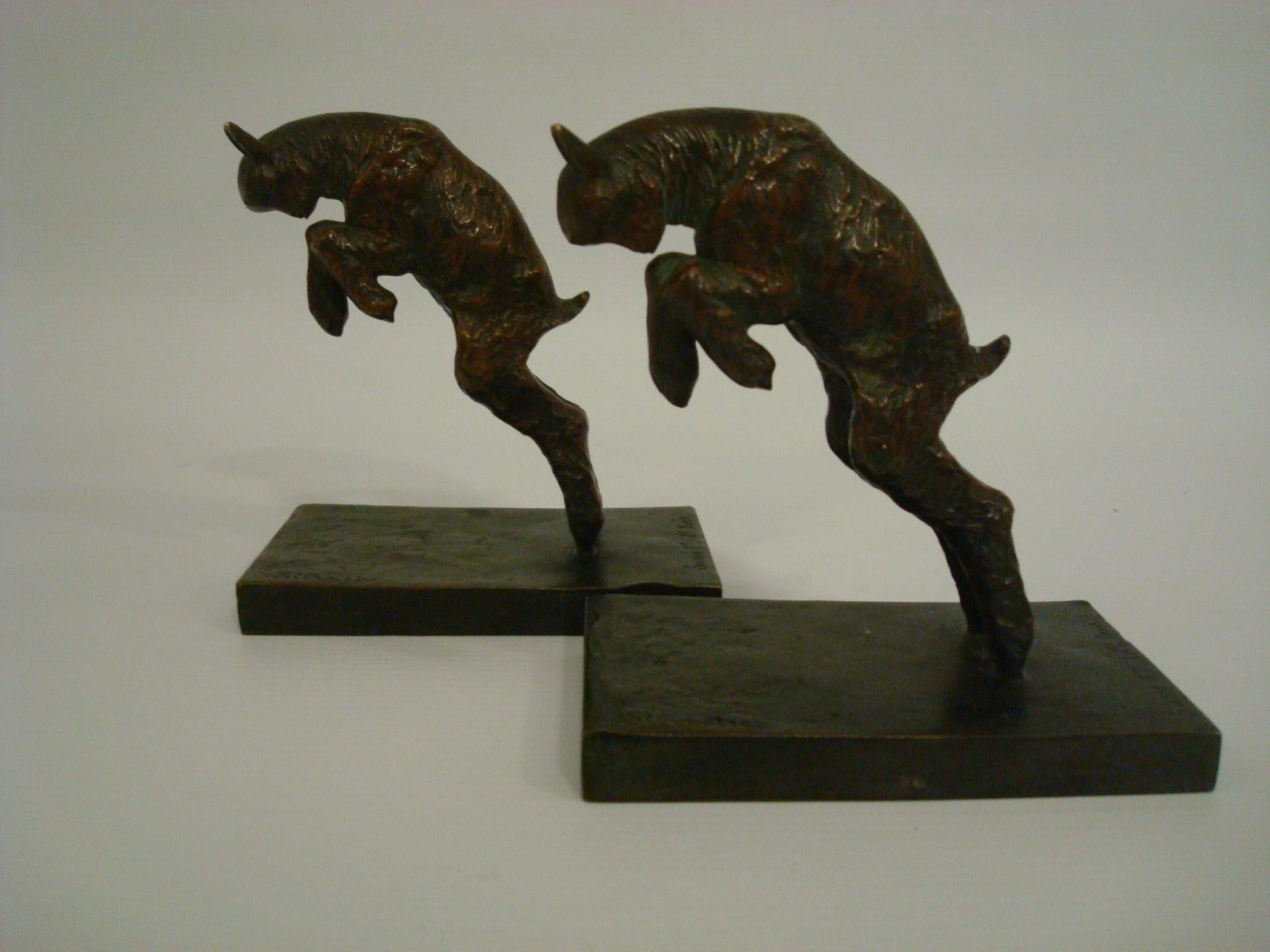 Paul Silvestre French Art Deco Bronze Lamb Bookends In Good Condition For Sale In Buenos Aires, Olivos