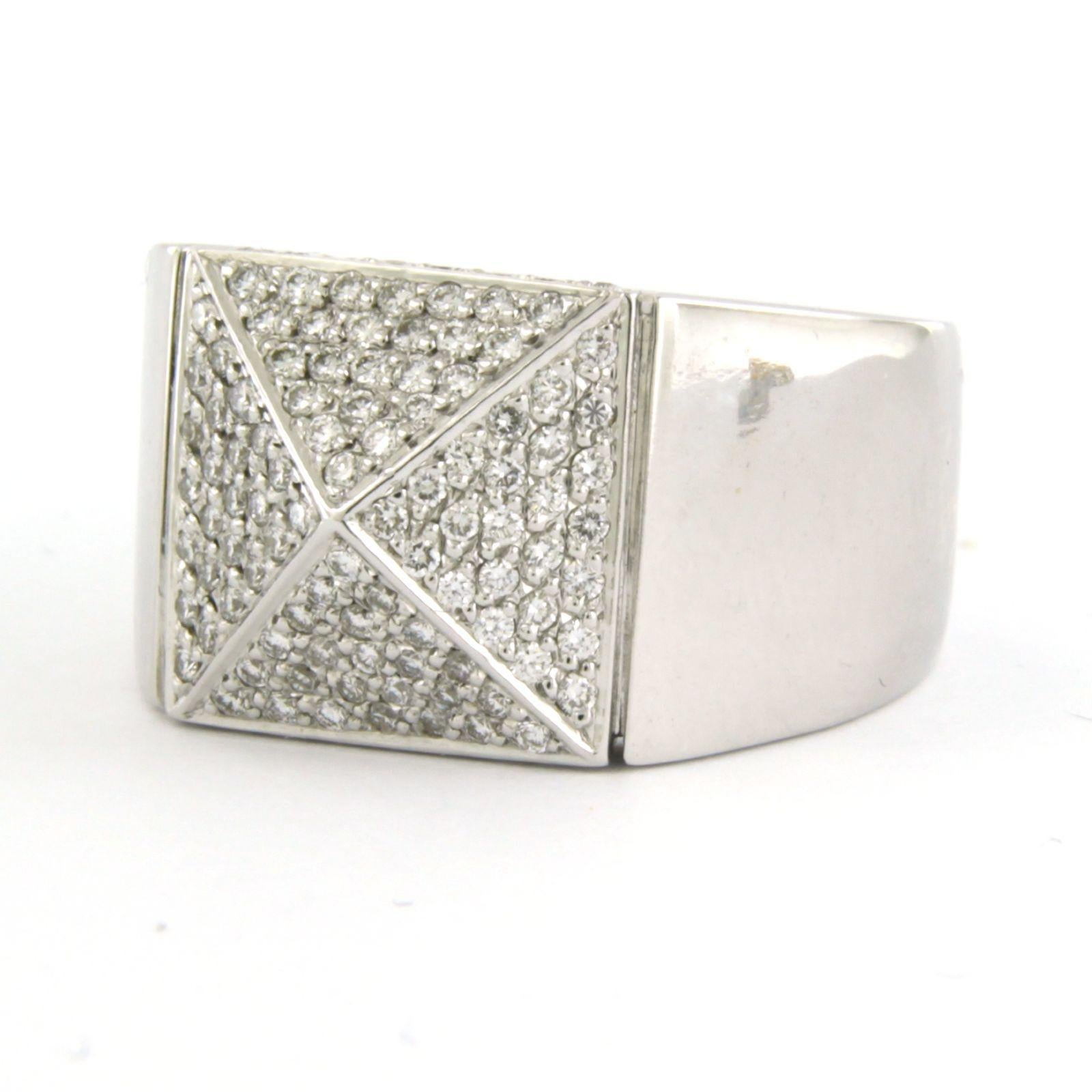 Modern Paul Simons - Ring with brilliant cut diamonds up to 1.00ct 18k white gold For Sale