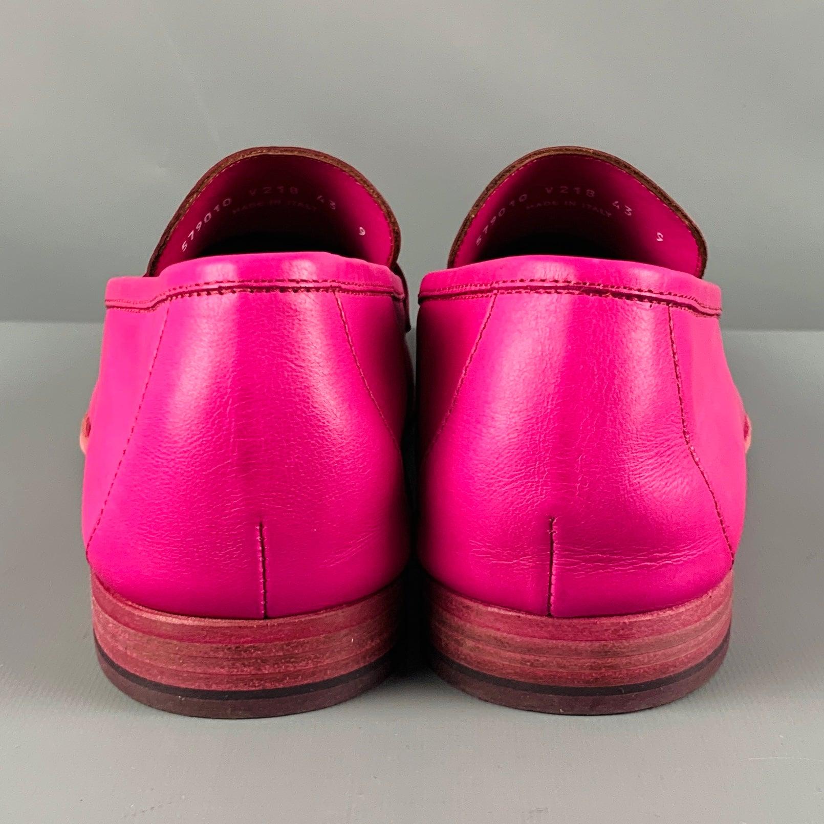PAUL SMITH Size 10 Fuchsia Pink Leather Slip On Loafers In Good Condition For Sale In San Francisco, CA
