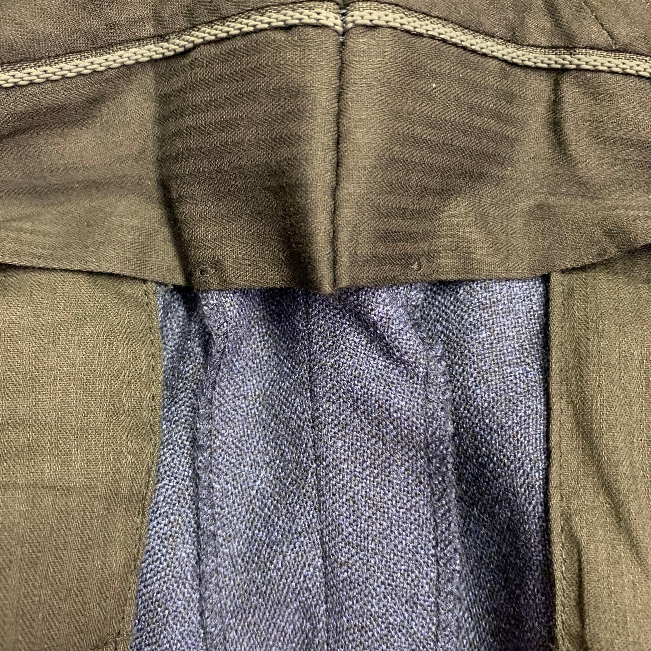 PAUL SMITH Size 34 Navy Wool Flat Front Tapered Cuffed Dress Pants In Excellent Condition In San Francisco, CA