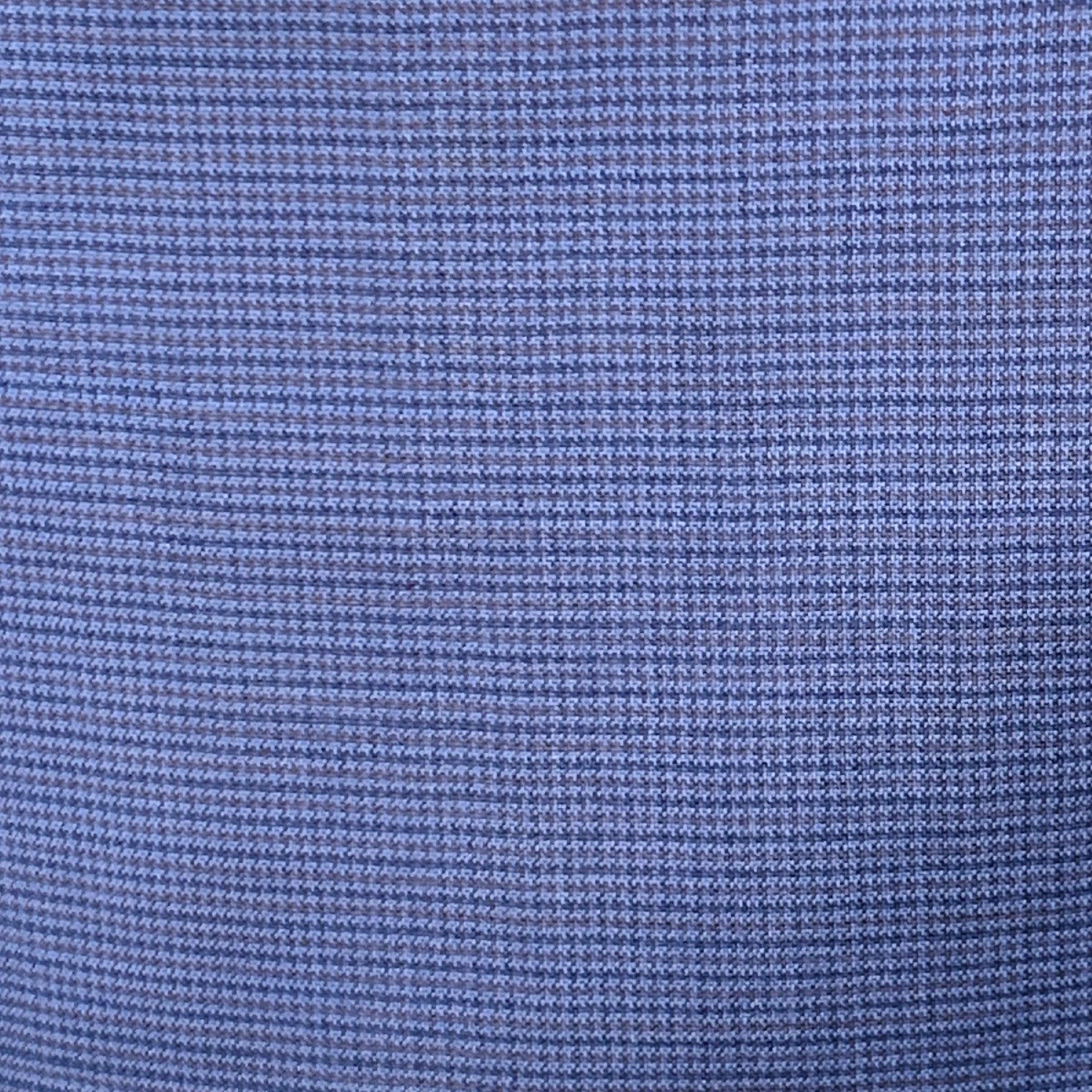 PAUL SMITH Sportmantel
aus blauer Wolle mit Gittermuster, gekerbtem Revers, doppeltem Rückenschlitz und doppeltem Knopfverschluss. Made in Italy. neu mit Mängeln, mit Tags. 

Markiert:   44/54 

Abmessungen: 
 
Schultern: 17,75 Zoll Brust: 44 Zoll
