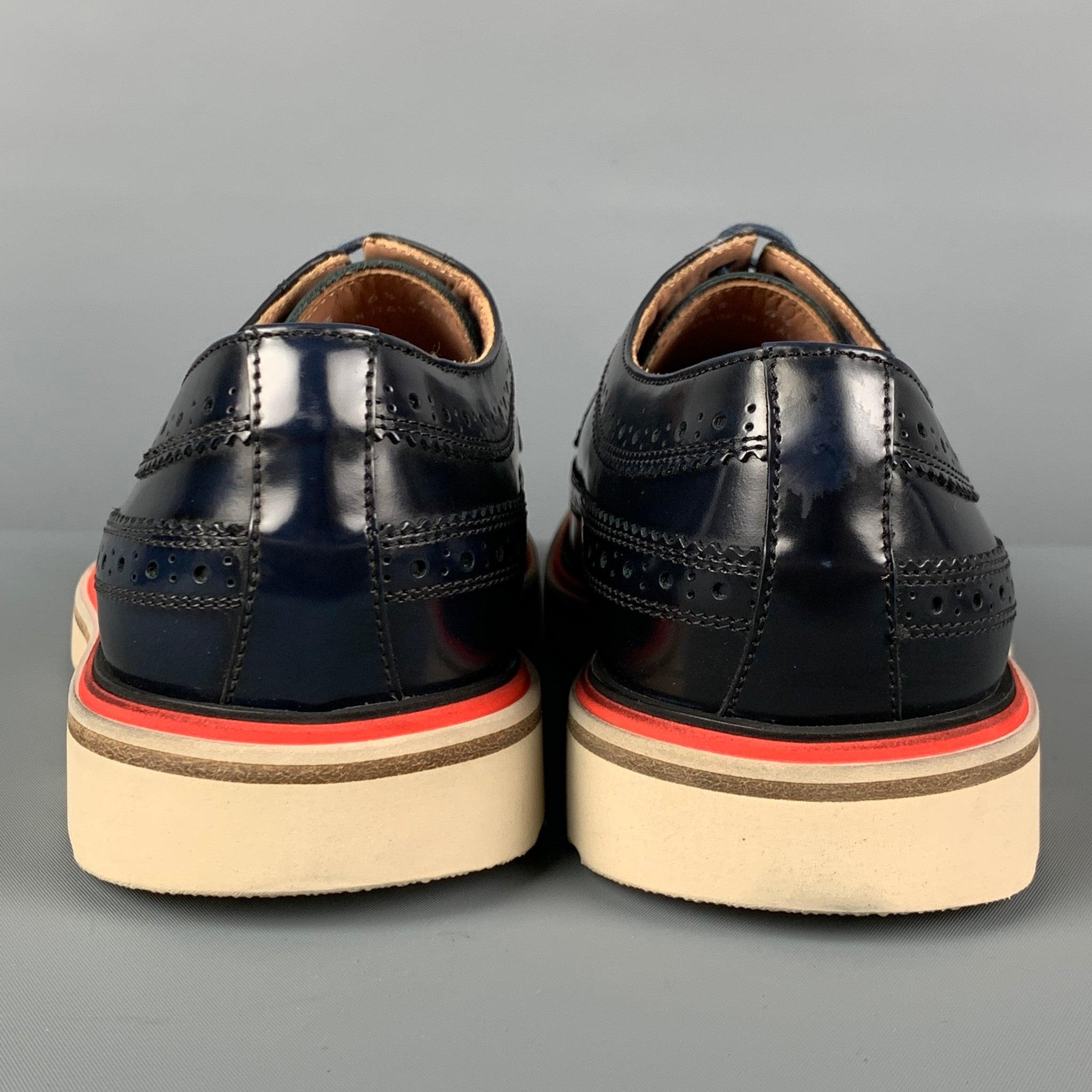 PAUL SMITH - Chaussures à lacets en cuir perforé blanc marine, taille 7,5 en vente 1