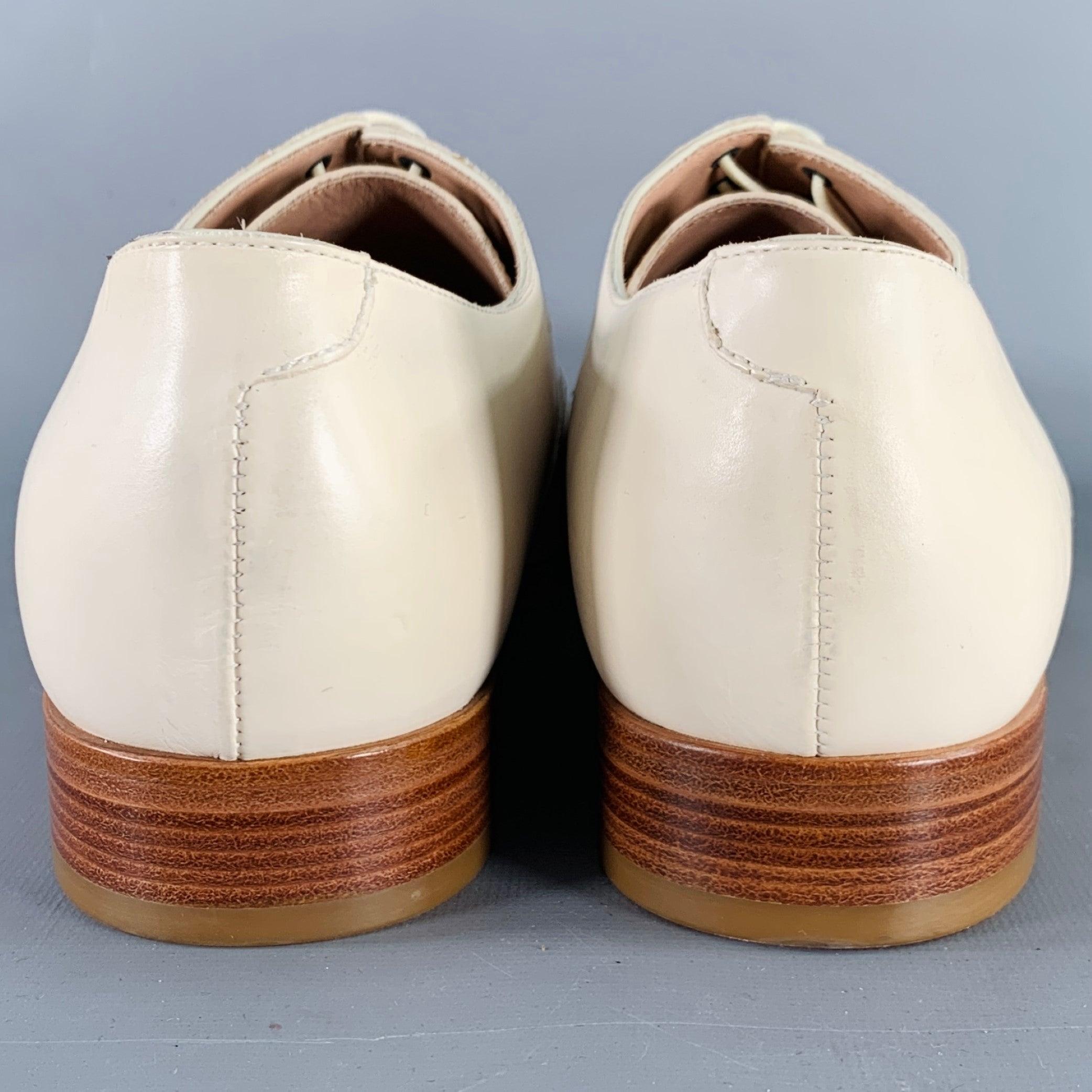 Beige PAUL SMITH Size 8 Cream Perforated Leather Oxford Lace-Up Shoes