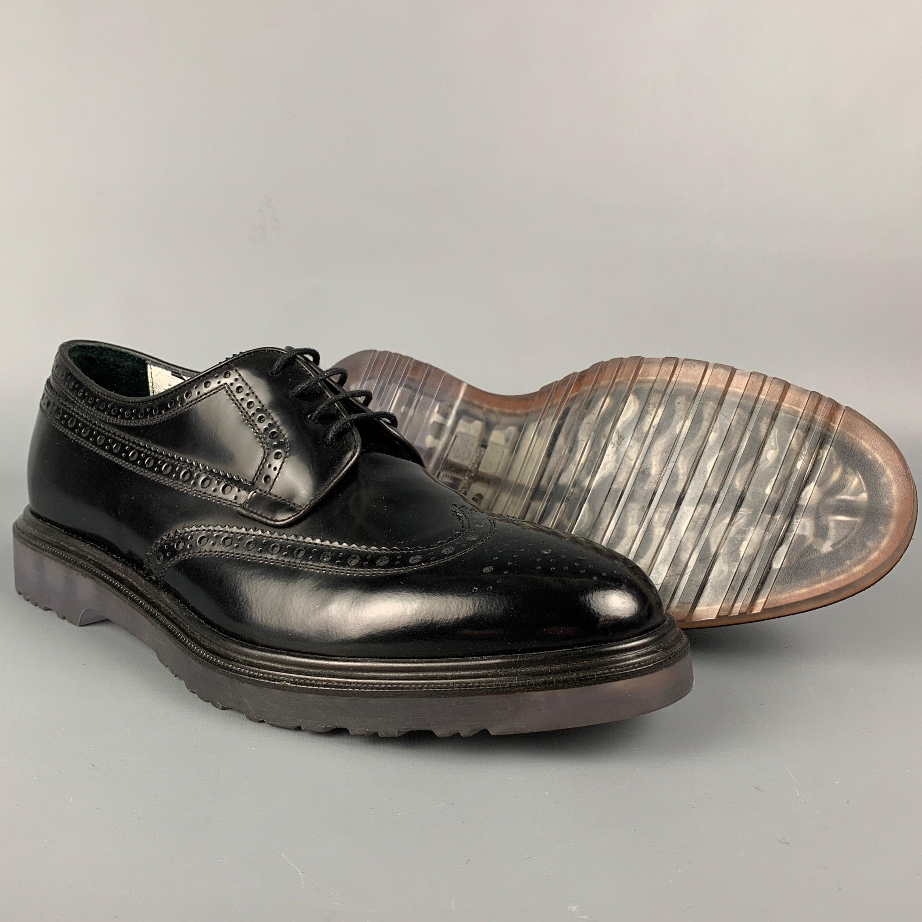 PAUL SMITH Taille 9 Chaussures à lacets Wingtip en cuir perforé noir Bon état - En vente à San Francisco, CA