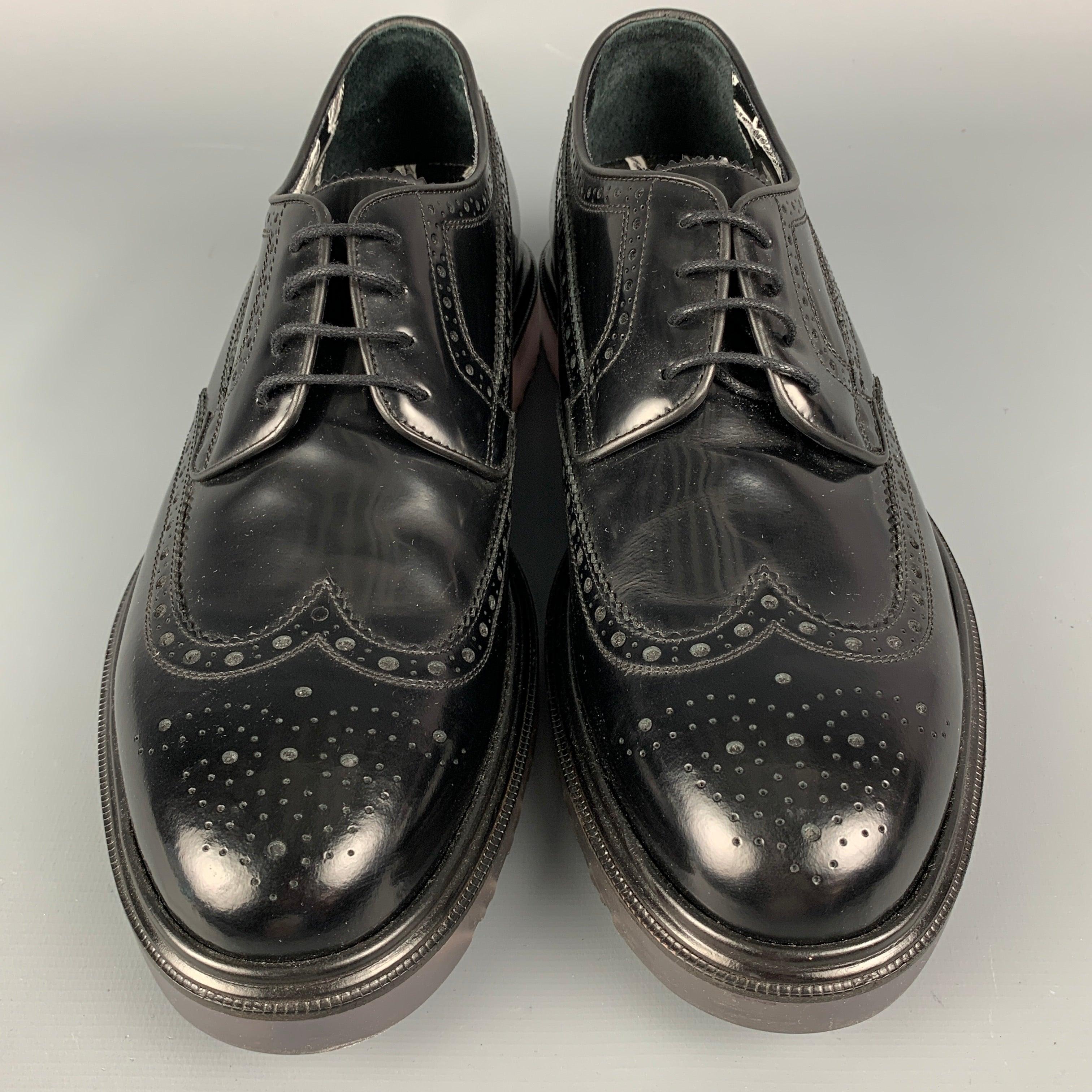 Men's PAUL SMITH Size 9 Black Perforated Leather Wingtip Lace Up Shoes For Sale