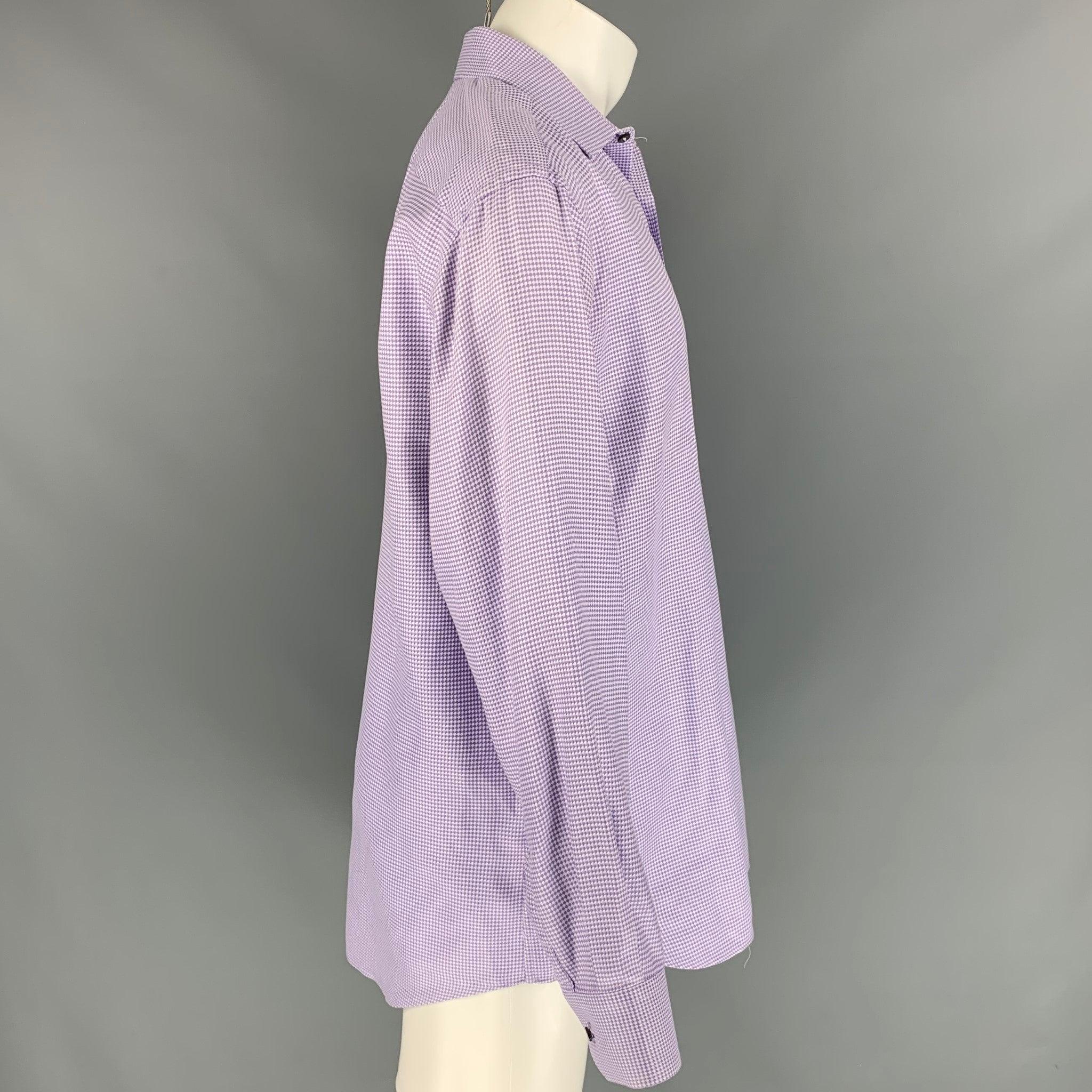 PAUL SMITH long sleeve shirt comes in a lavender & white checkered cotton featuring a classic fit, spread collar, and a buttoned closure. Made in Italy.
Very Good
Pre-Owned Condition. 

Marked:   16.5/39 

Measurements: 
 
Shoulder: 19 inches 