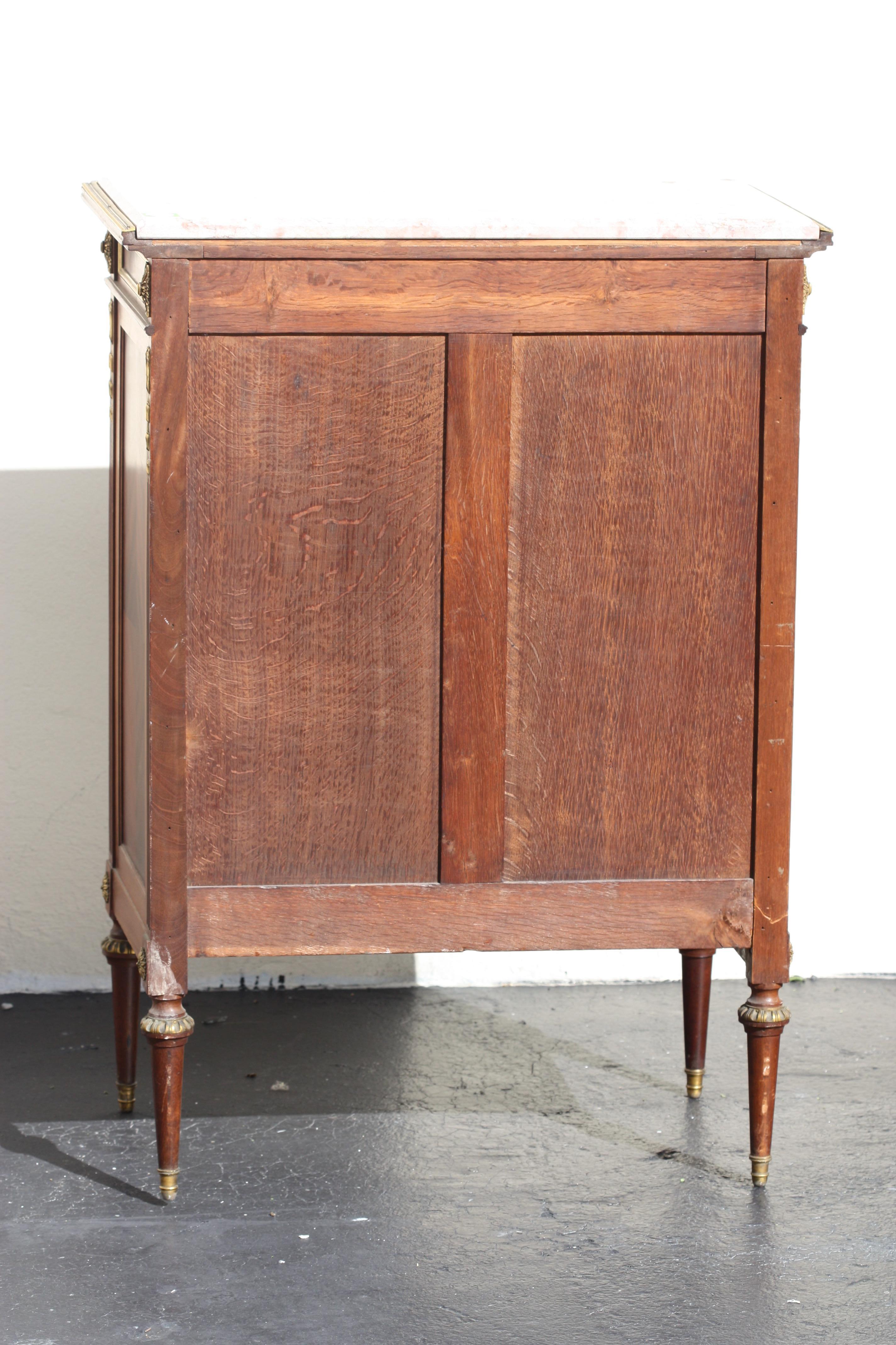 Paul Sormani A Louis XVI Style Ormolu-Mounted Mahogany Vitrine-Cabinet For Sale 1
