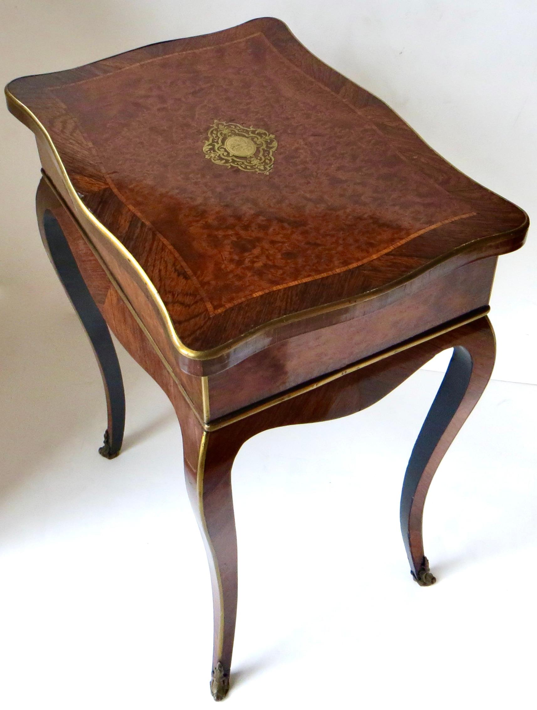 Late 19th Century Paul Sormani French Dressing Table Amboyna Veneer (Rare). Circa 1870 For Sale