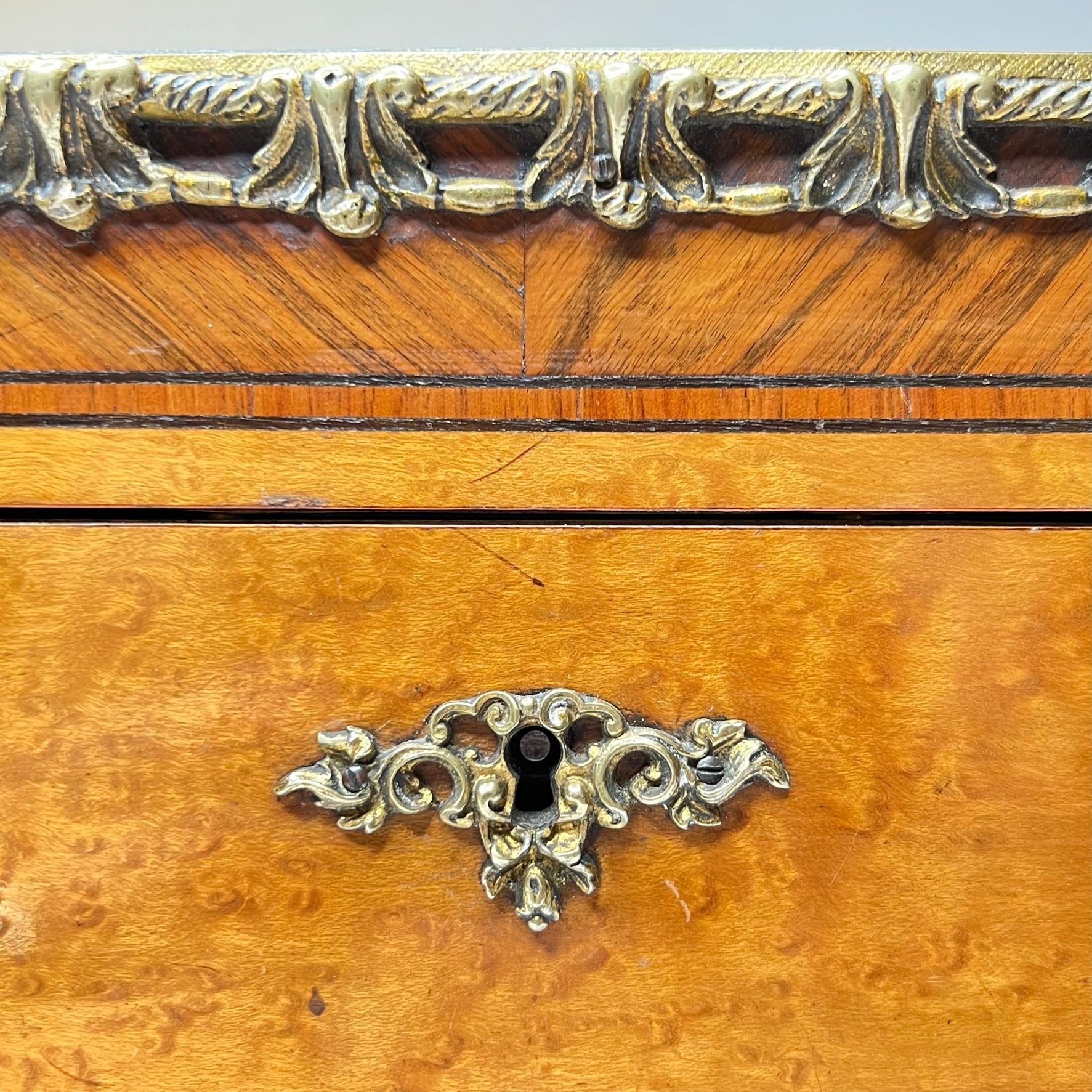 Paul Sormani Fruitwood Box Dedicated to Marie, Dated 1868 For Sale 3