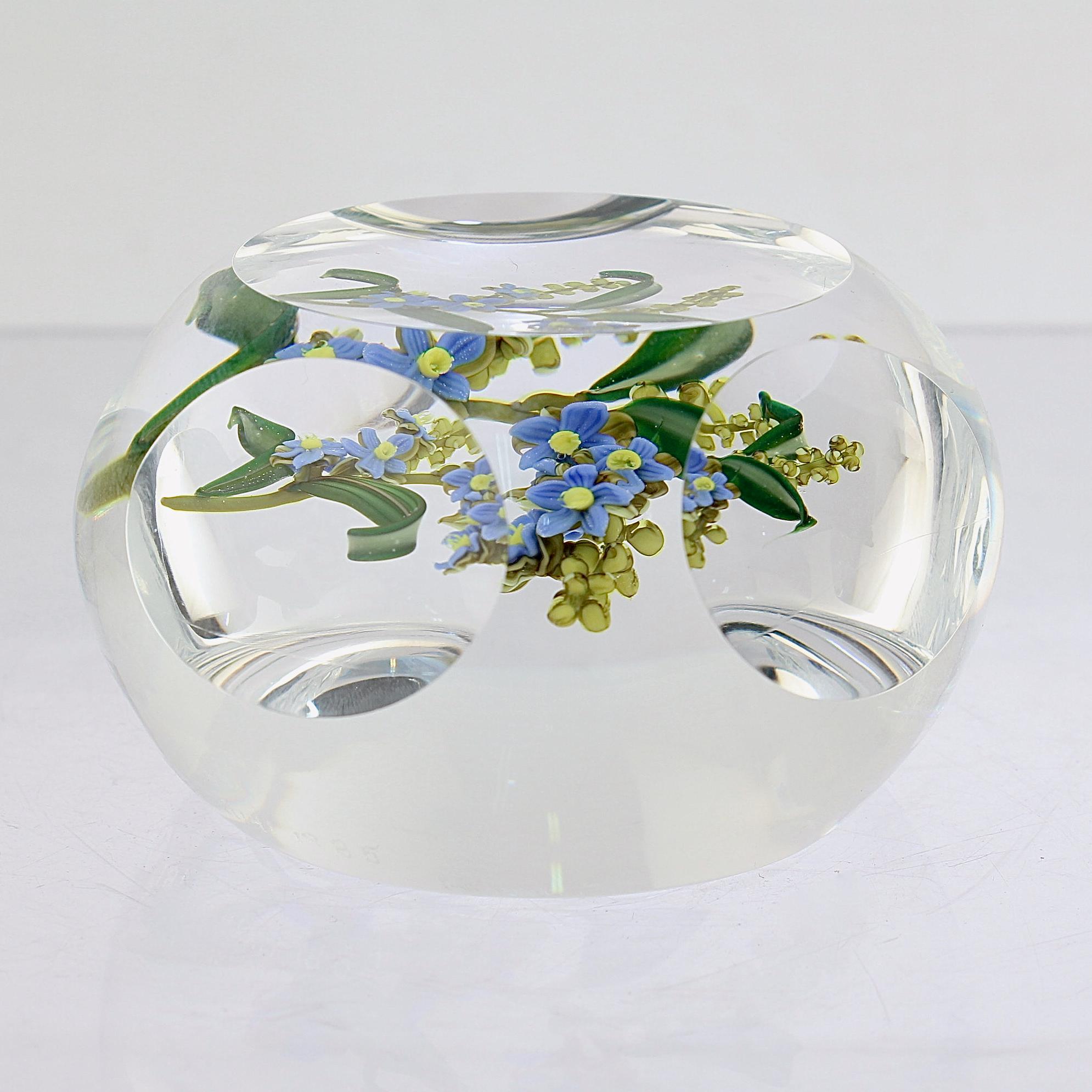 Modern Paul Stankard Faceted Art Glass Paperweight with Lampwork Forget-Me-Not Flowers
