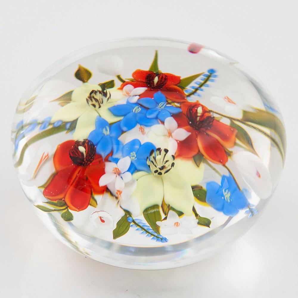 American  Paul Stankard First Bouquet Paperweight 1978 For Sale