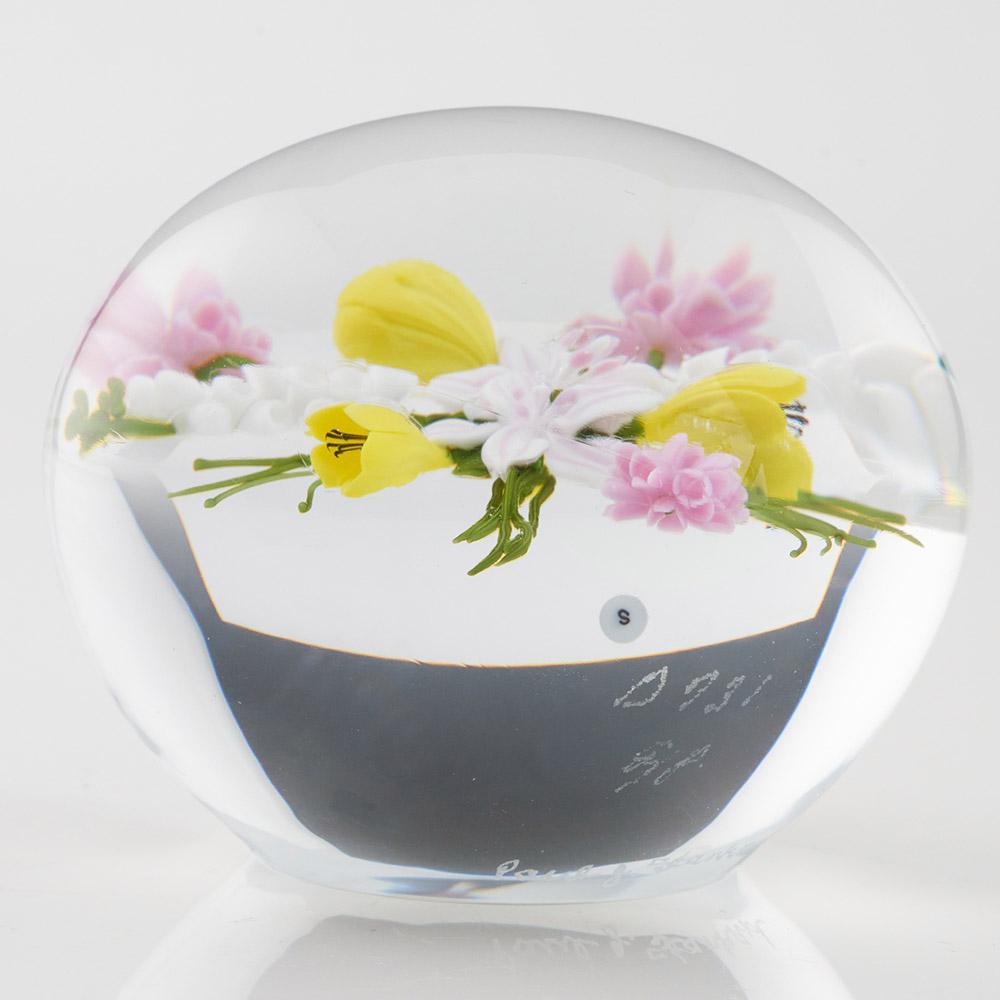  Paul Stankard Paperweight Spring Bouquet 1980 In Good Condition For Sale In Tunbridge Wells, GB