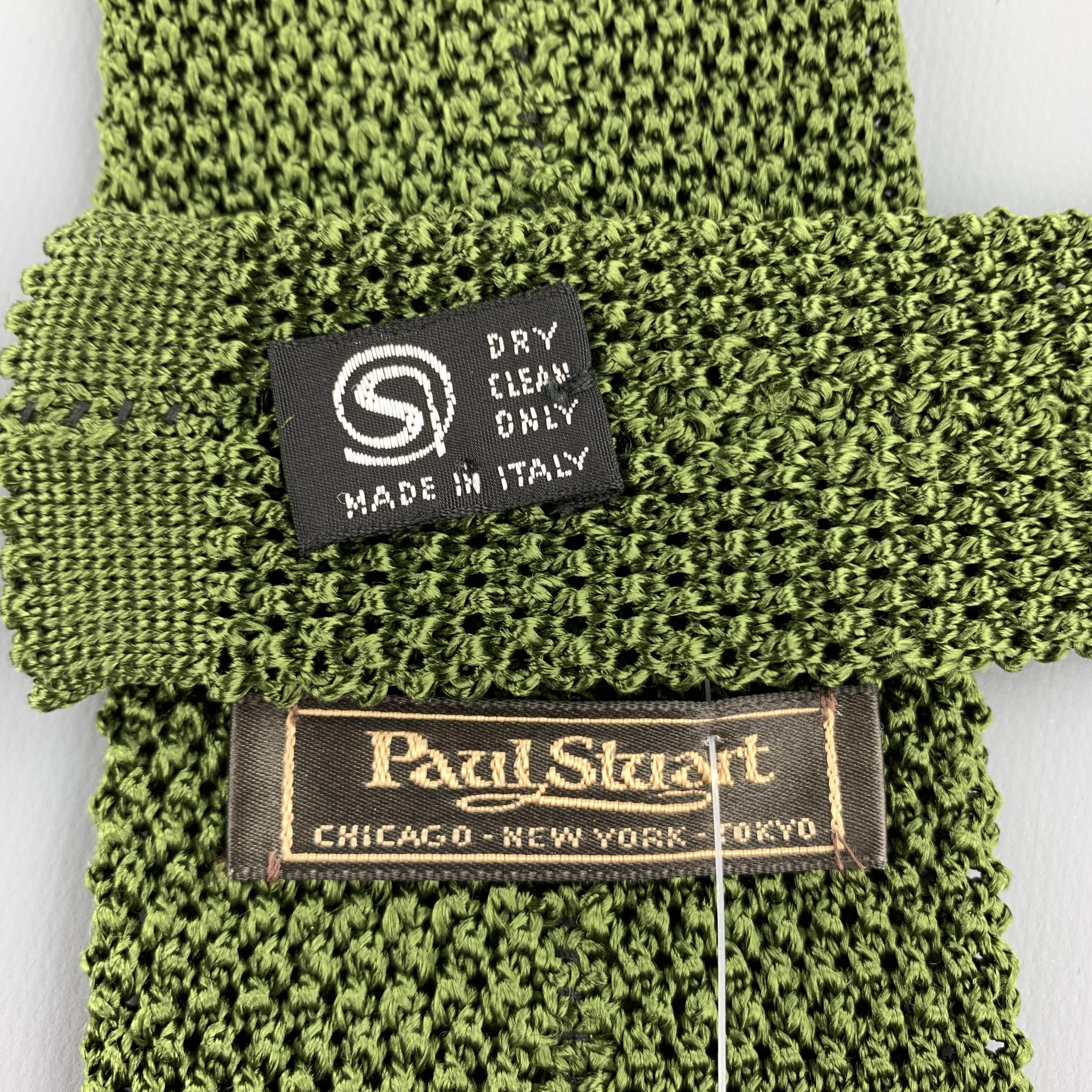 PAUL STUART Olive Green Silk Textured Knit Tie In Excellent Condition In San Francisco, CA