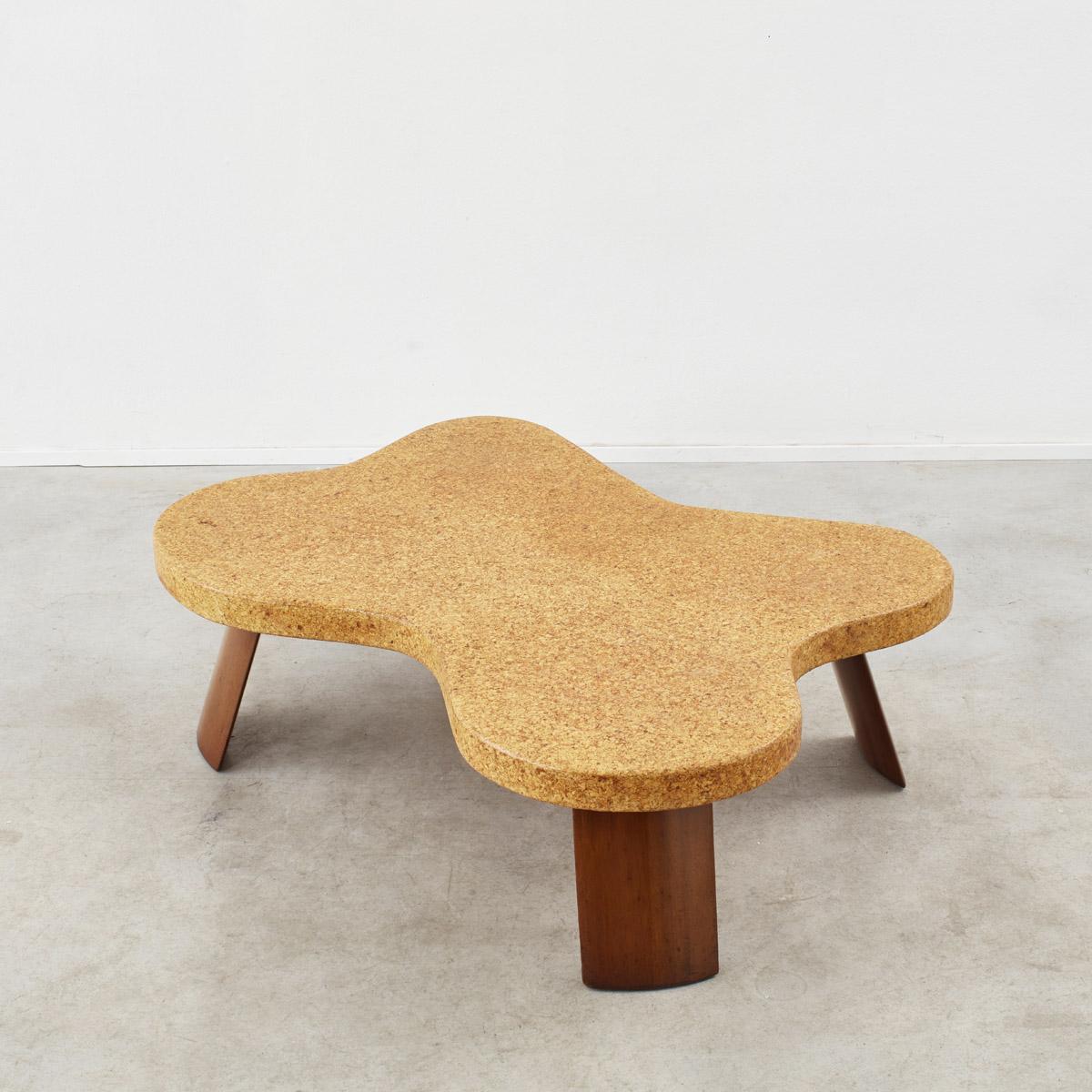 Paul T. Frankl Amoeba cloud coffee table Johnson Furniture Company - USA, 1940s In Good Condition For Sale In London, GB