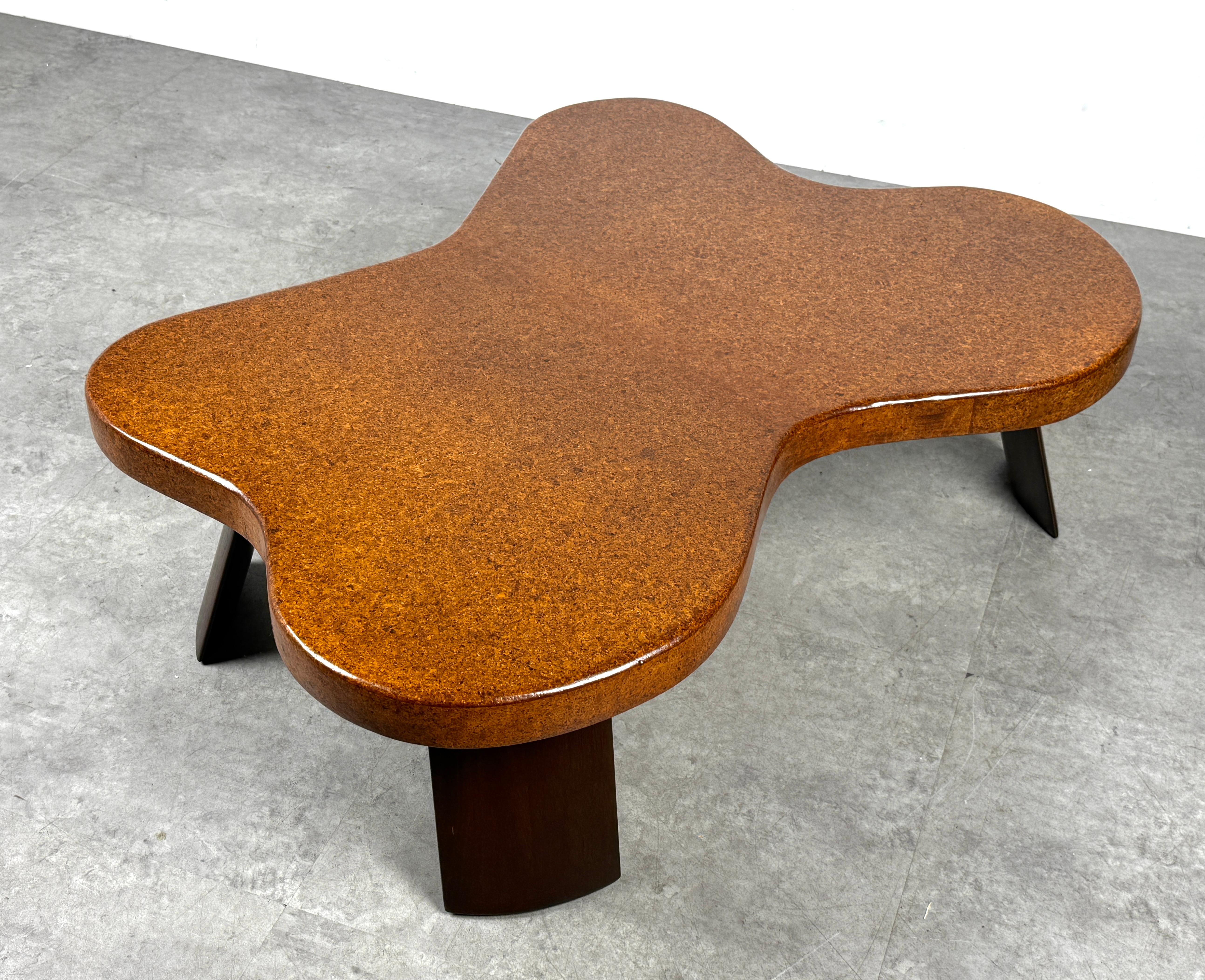 20th Century Paul T Frankl Cork Mahogany Amoeba Cloud Coffee Table Model 5005 USA 1950s For Sale