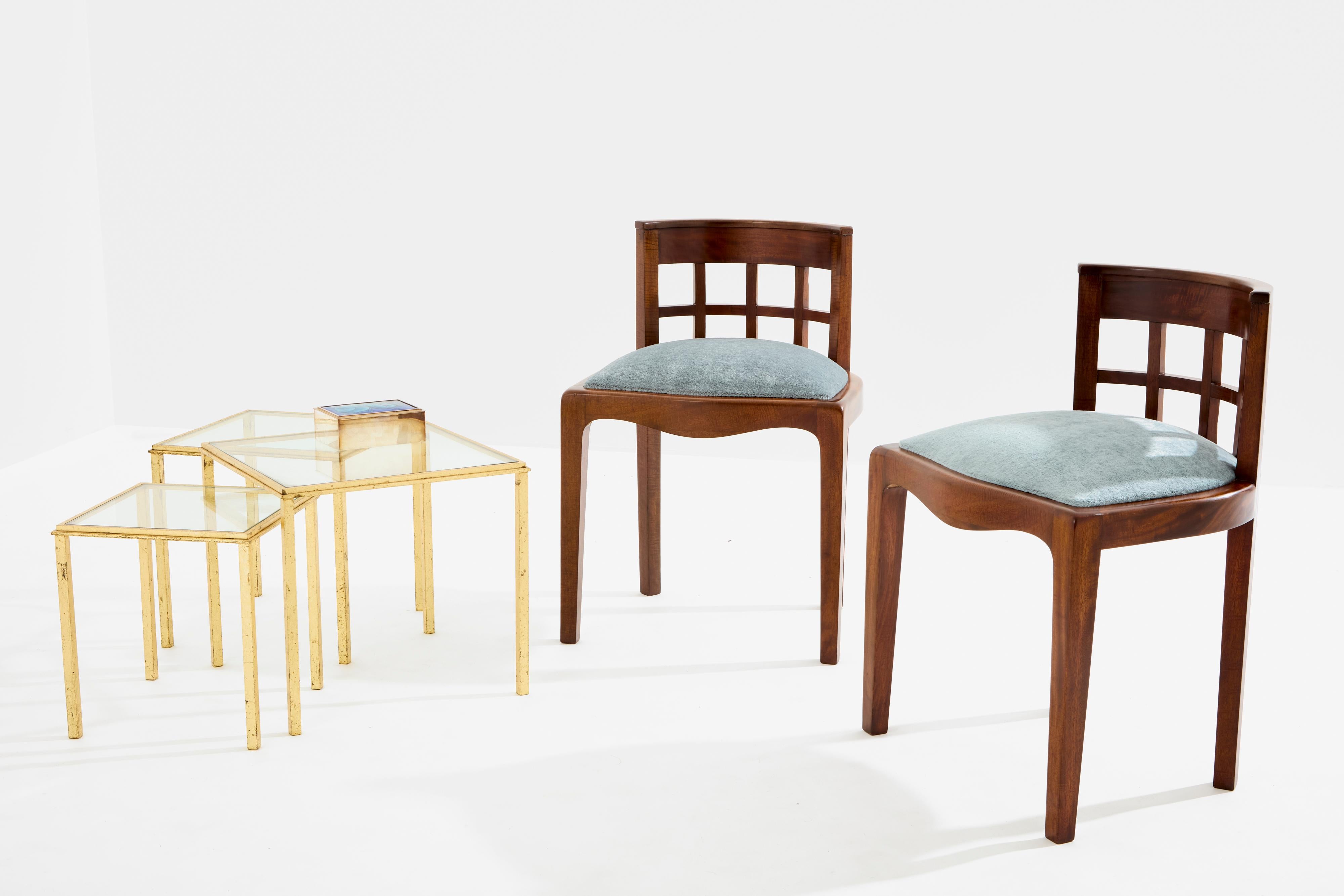 Paul T. Frankl Paar Beistellstühle Curly Walnuss Mohair Samt 1933 im Angebot 2