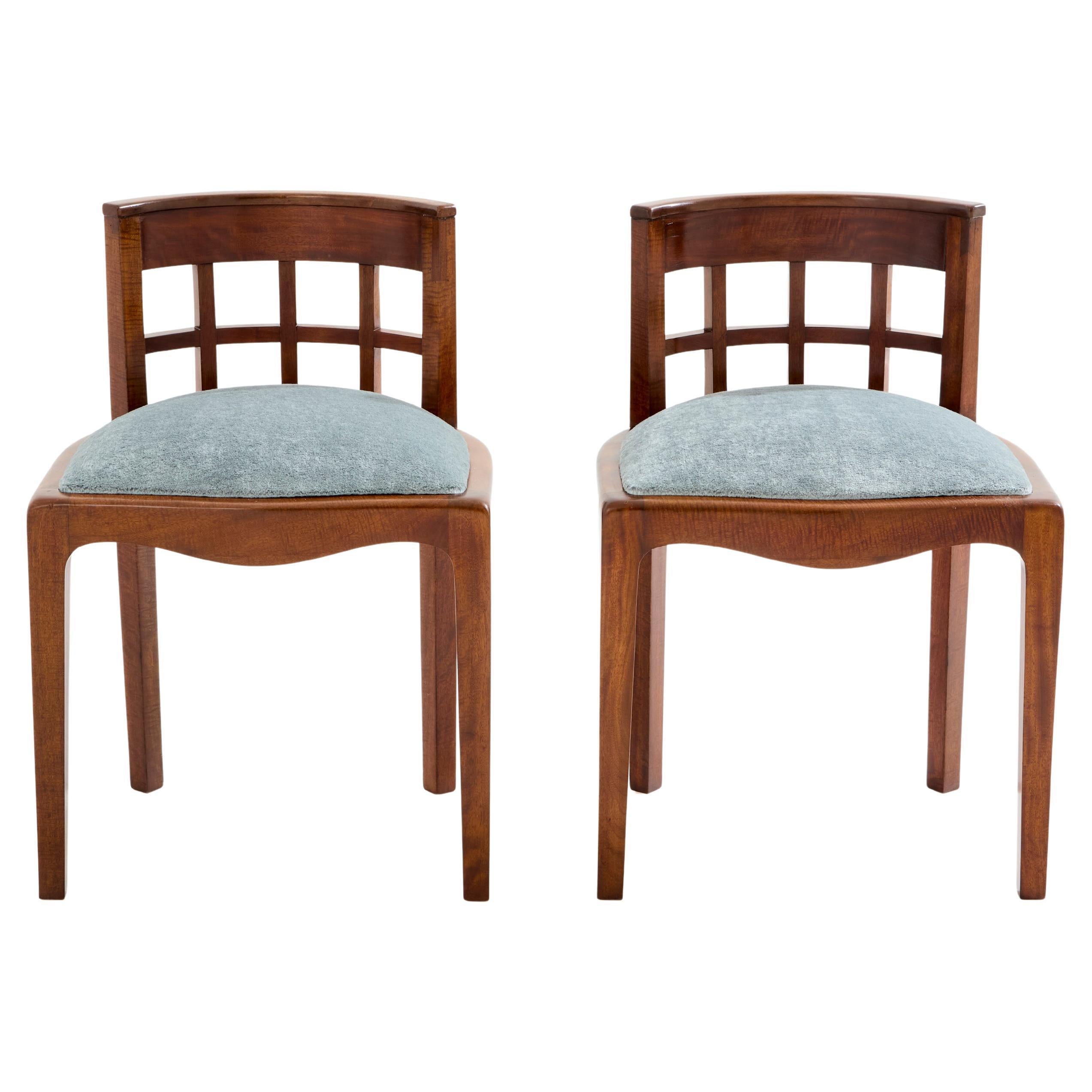 Paul T. Frankl Paar Beistellstühle Curly Walnuss Mohair Samt 1933 im Angebot