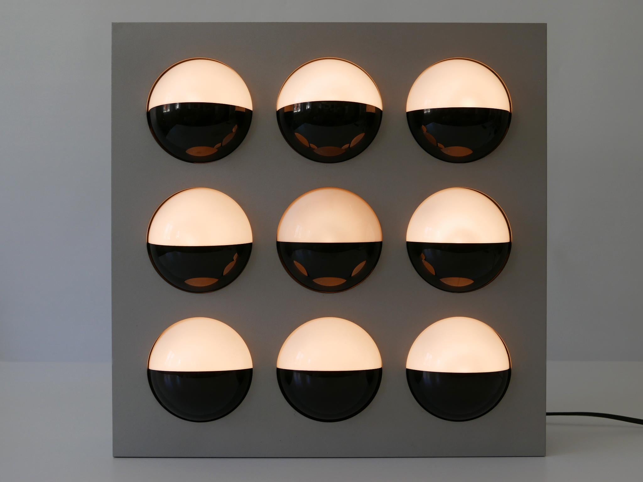 Mid-Century Modern Paul Talman On/Off Light Object or Wall Lamp Fifty Fifty by Interaktives Licht