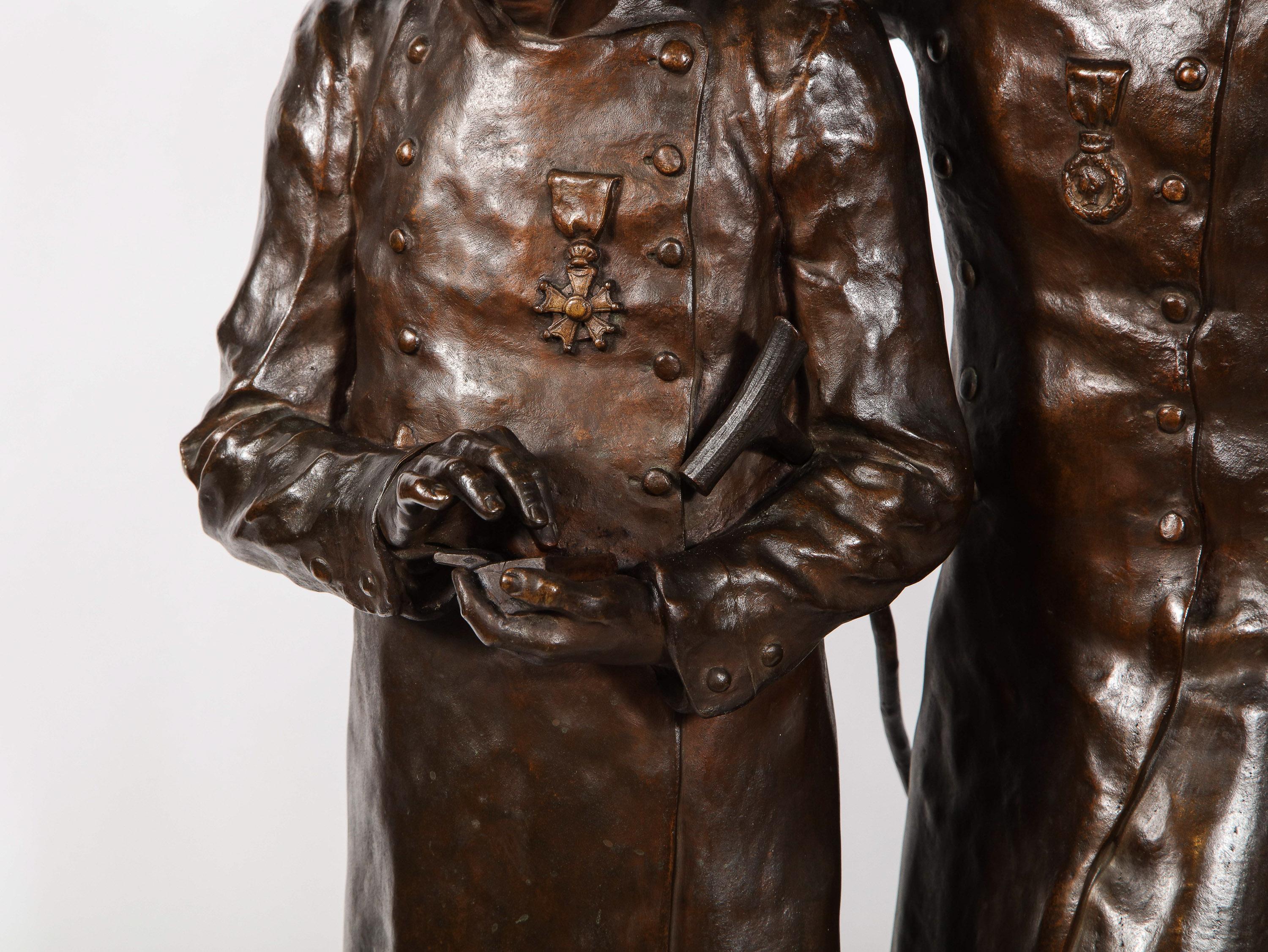 Paul Thubert „Englisch, 19. Jahrhundert“, eine große Bronzeskulptur von Kriegsveteranen im Zustand „Gut“ im Angebot in New York, NY
