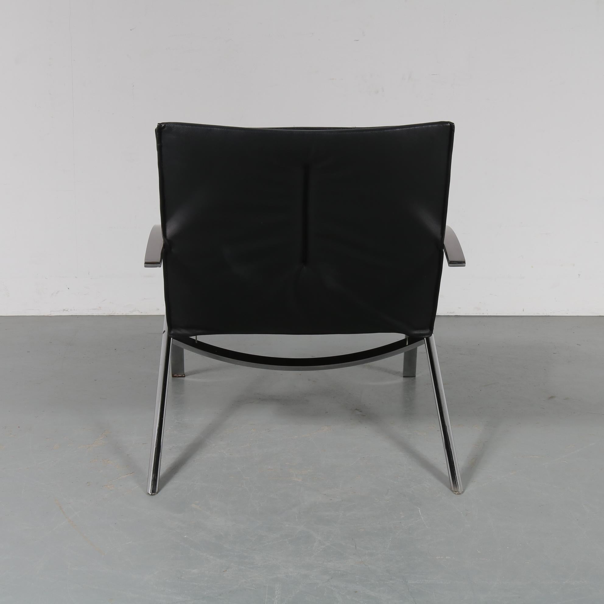 Paul Tuttle “Arco” Chairs for Strässle, Switzerland, 1976 4