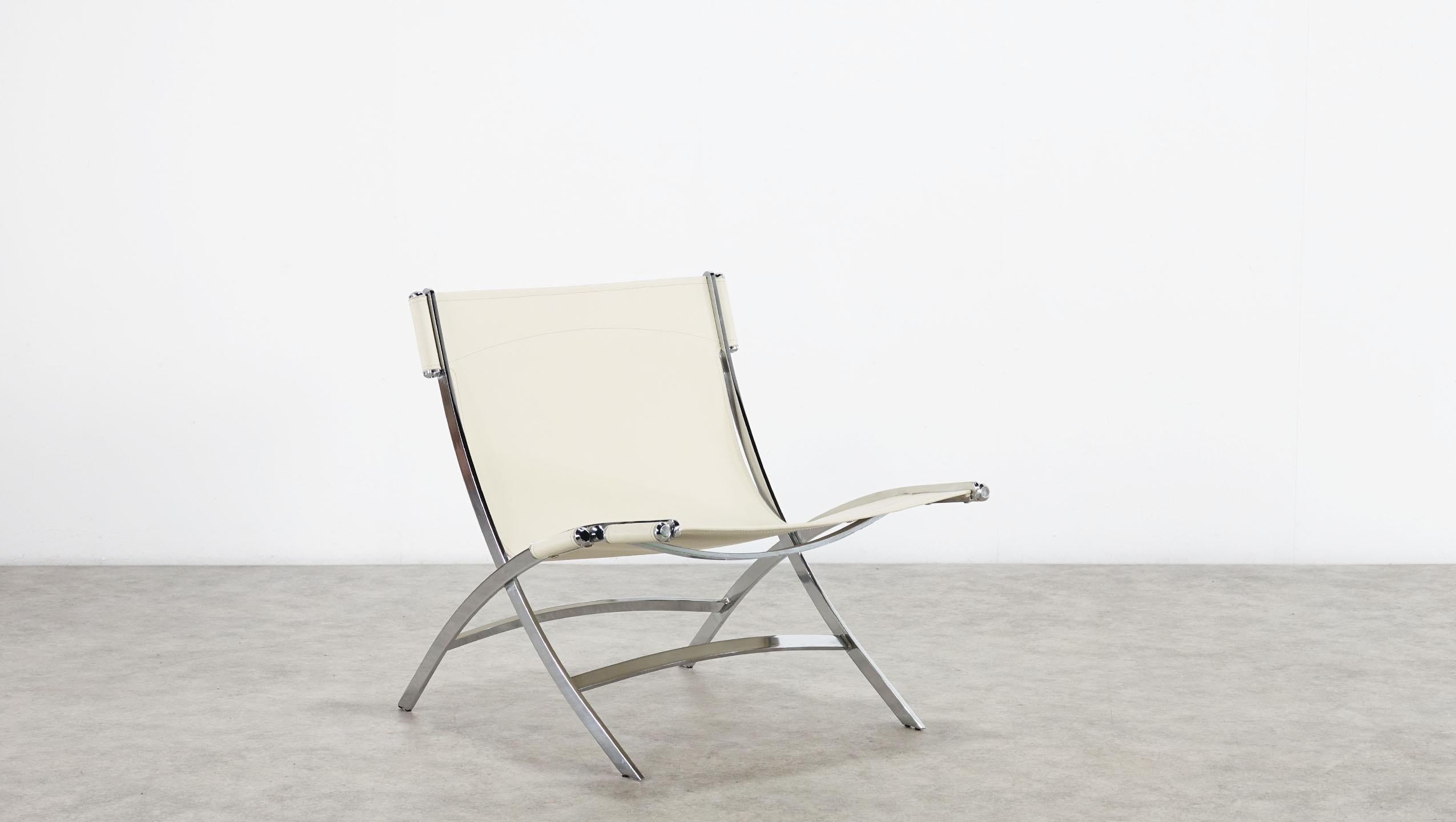 Post-Modern Paul Tuttle for Flexform Cream Leather and Chrome Lounge Chair