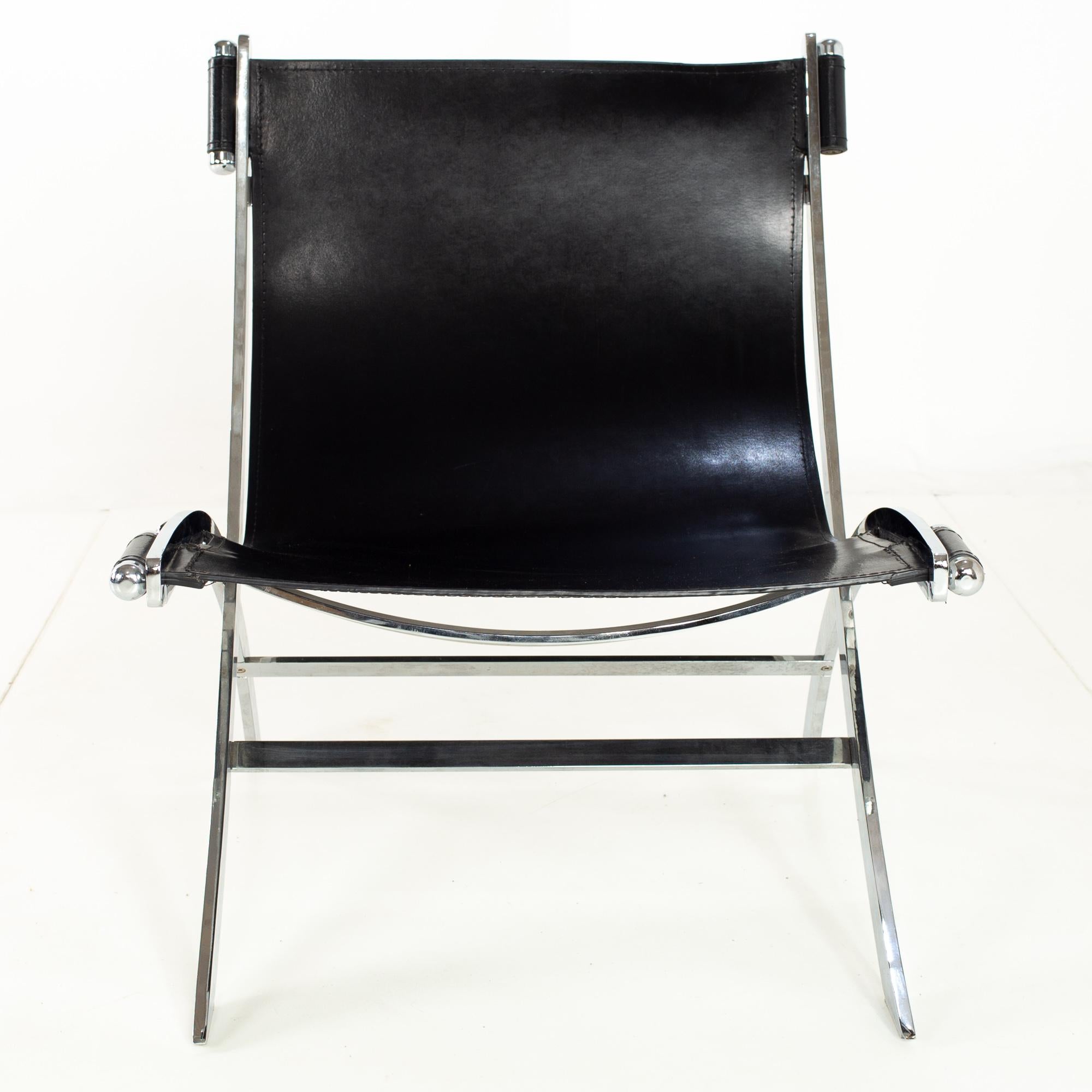 American Paul Tuttle for Flexform Midcentury Black Leather and Chrome Lounge Chairs, Pair