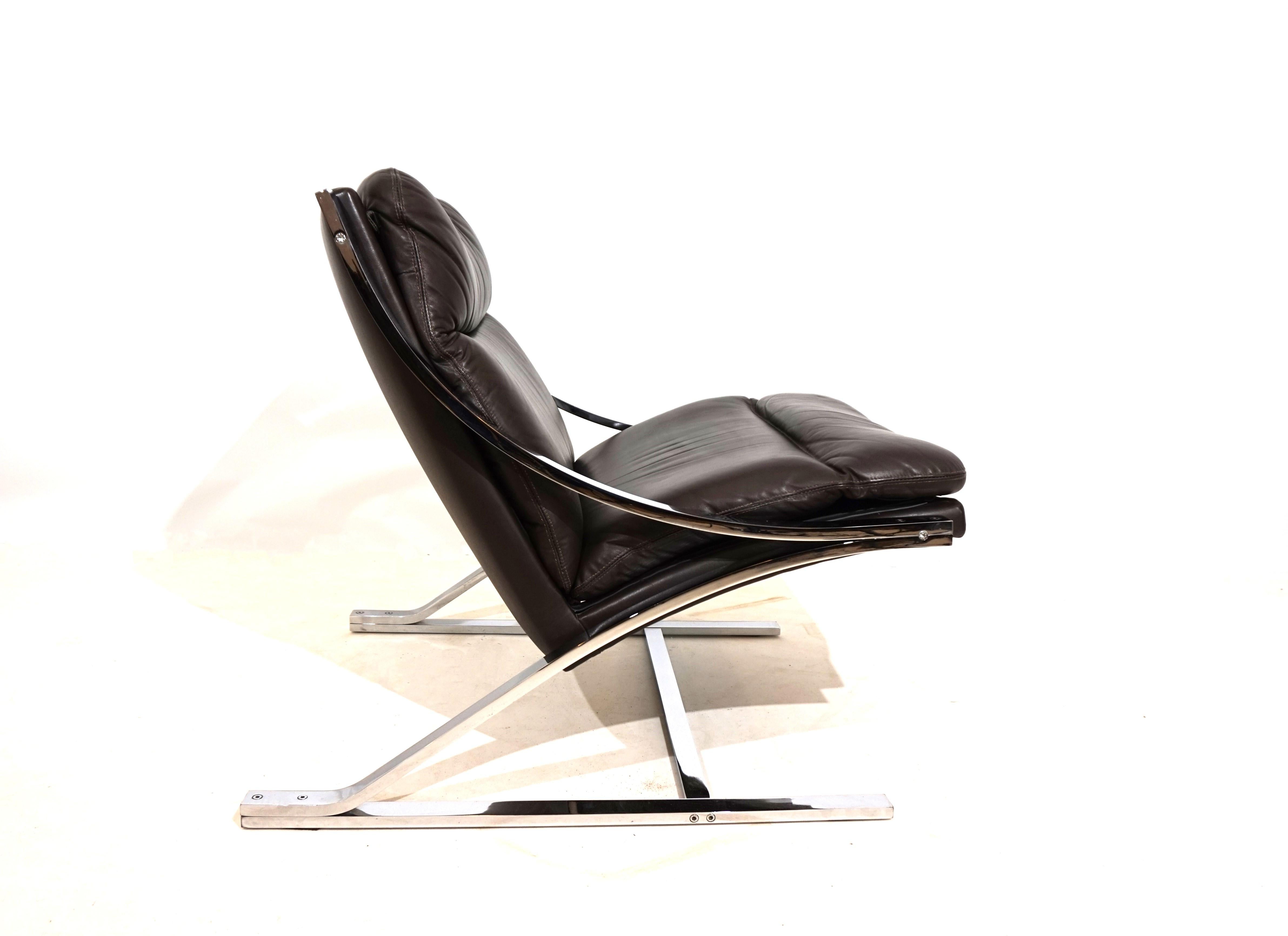 Paul Tuttle Zeta leather armchair for Strässle International For Sale 4