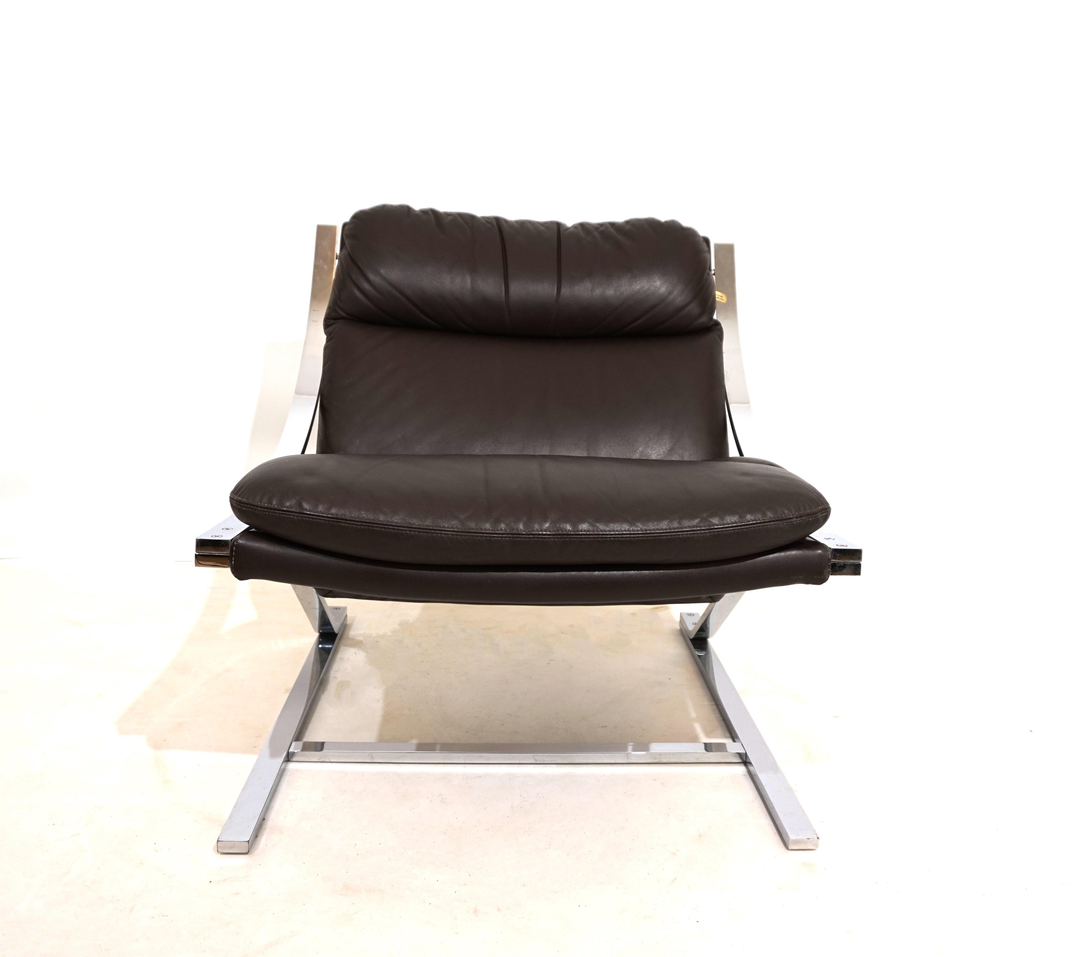 Paul Tuttle Zeta leather armchair for Strässle International For Sale 7
