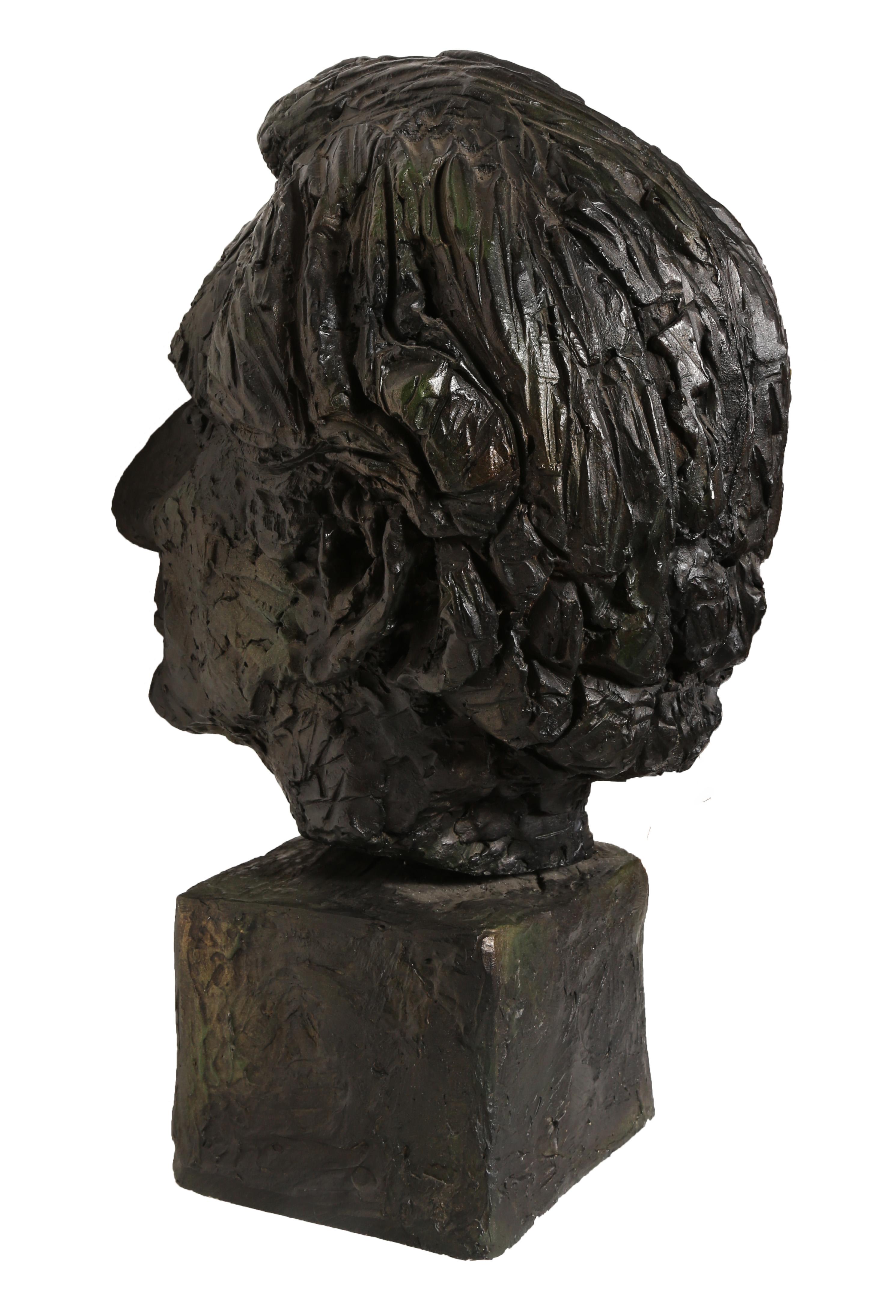 Bust eines Mannes, Skulptur von Paul von Ringelheim im Angebot 2