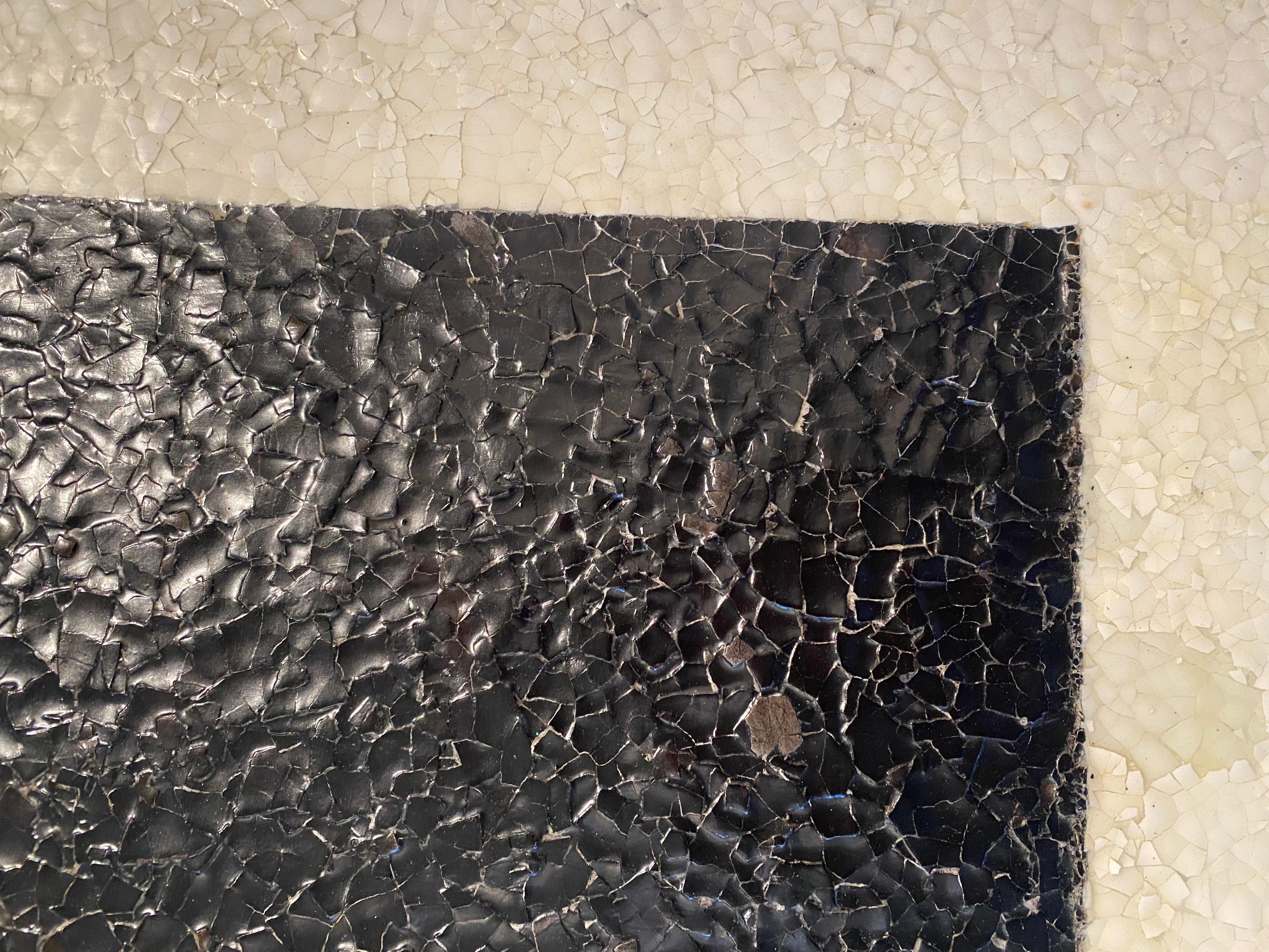 Peinture en coquille d'œuf : « Halo Malevich ! » en vente 1