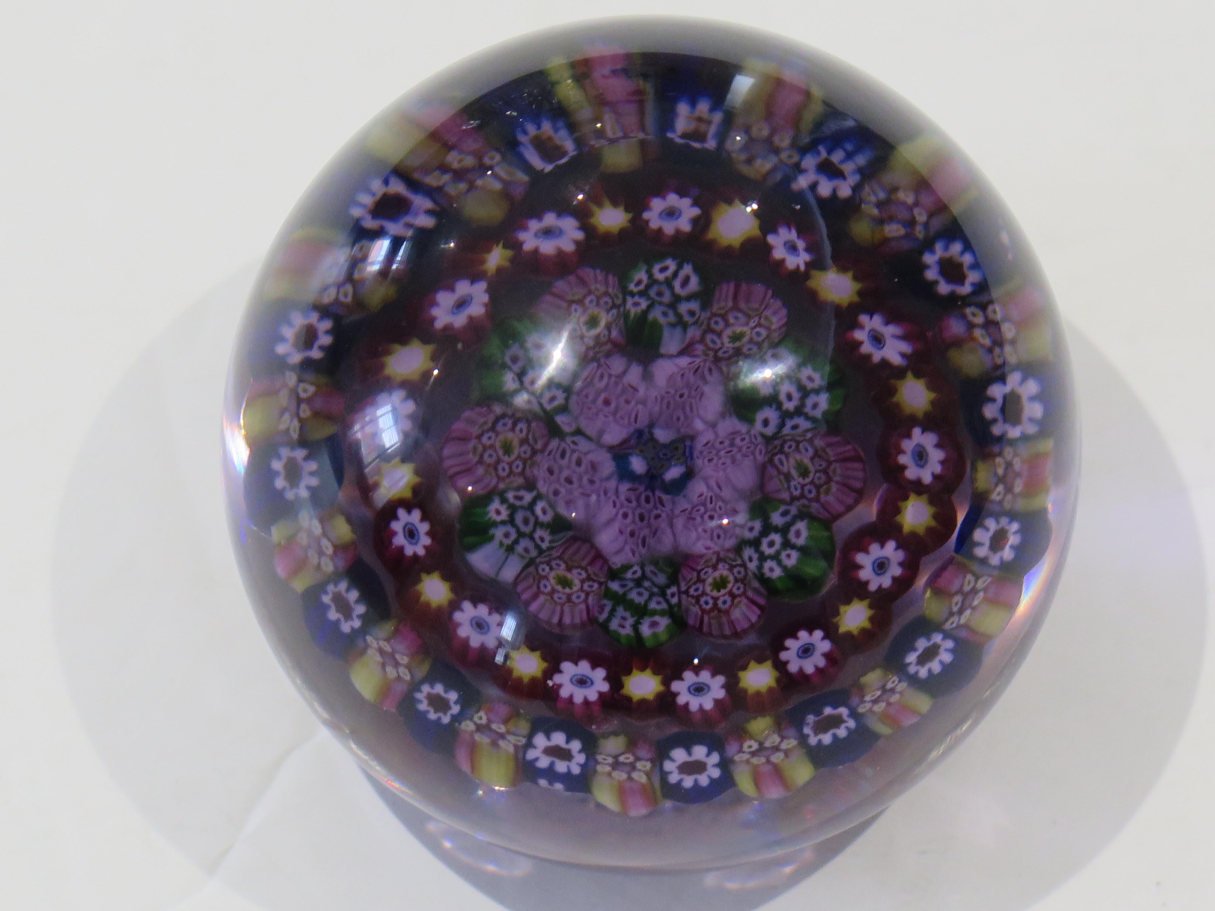 Mid-Century Modern Paul Ysart Glass Paperweight with Py Cane Early Period, Scotland Circa 1930s For Sale