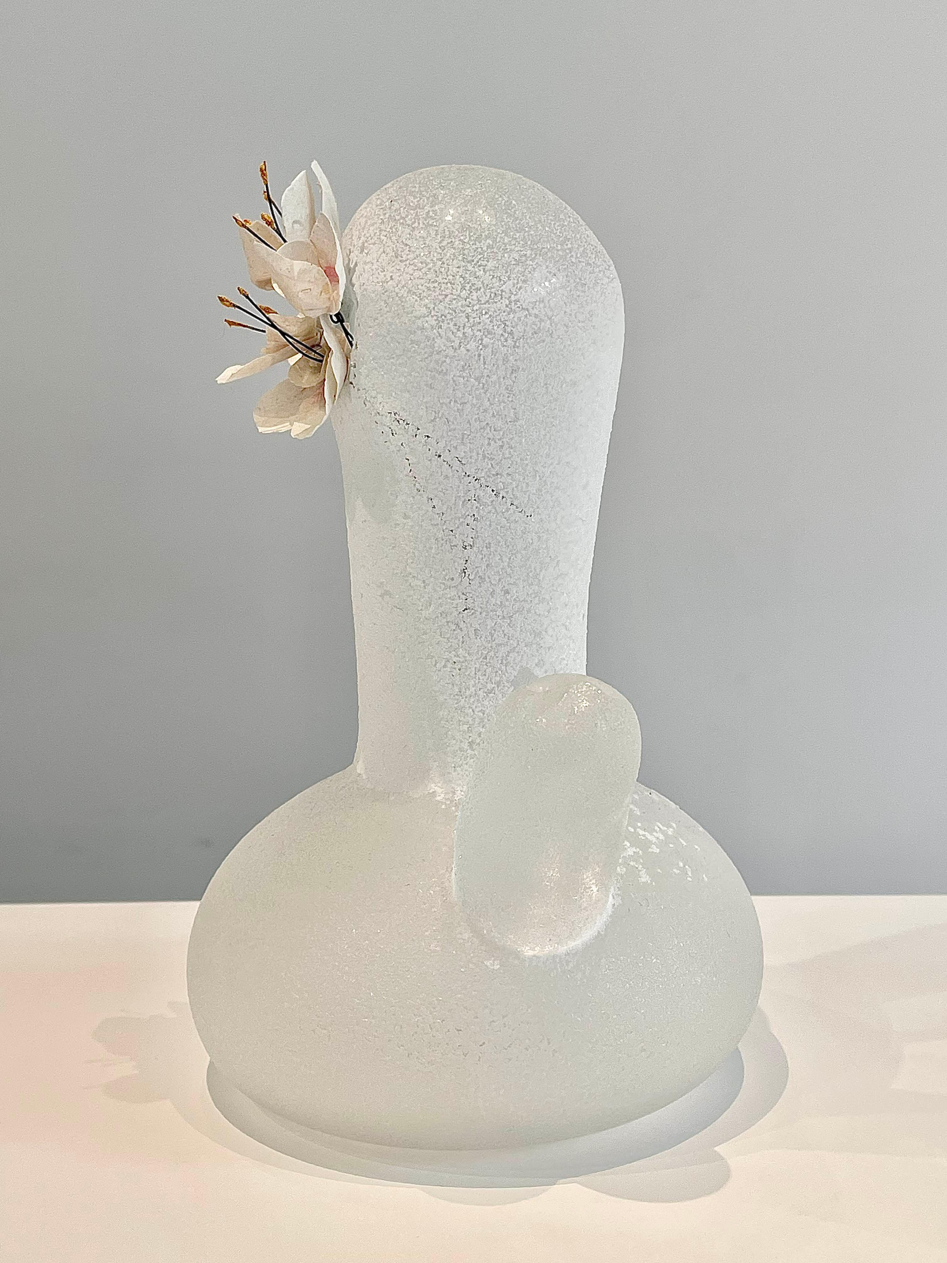 Paula Hayes
Hi, 2015
From the series, Creatures
Hand blown glass
Dimensions: 8.25” H x 5.5” W x 6” D
Photo: Ethan Herrington.