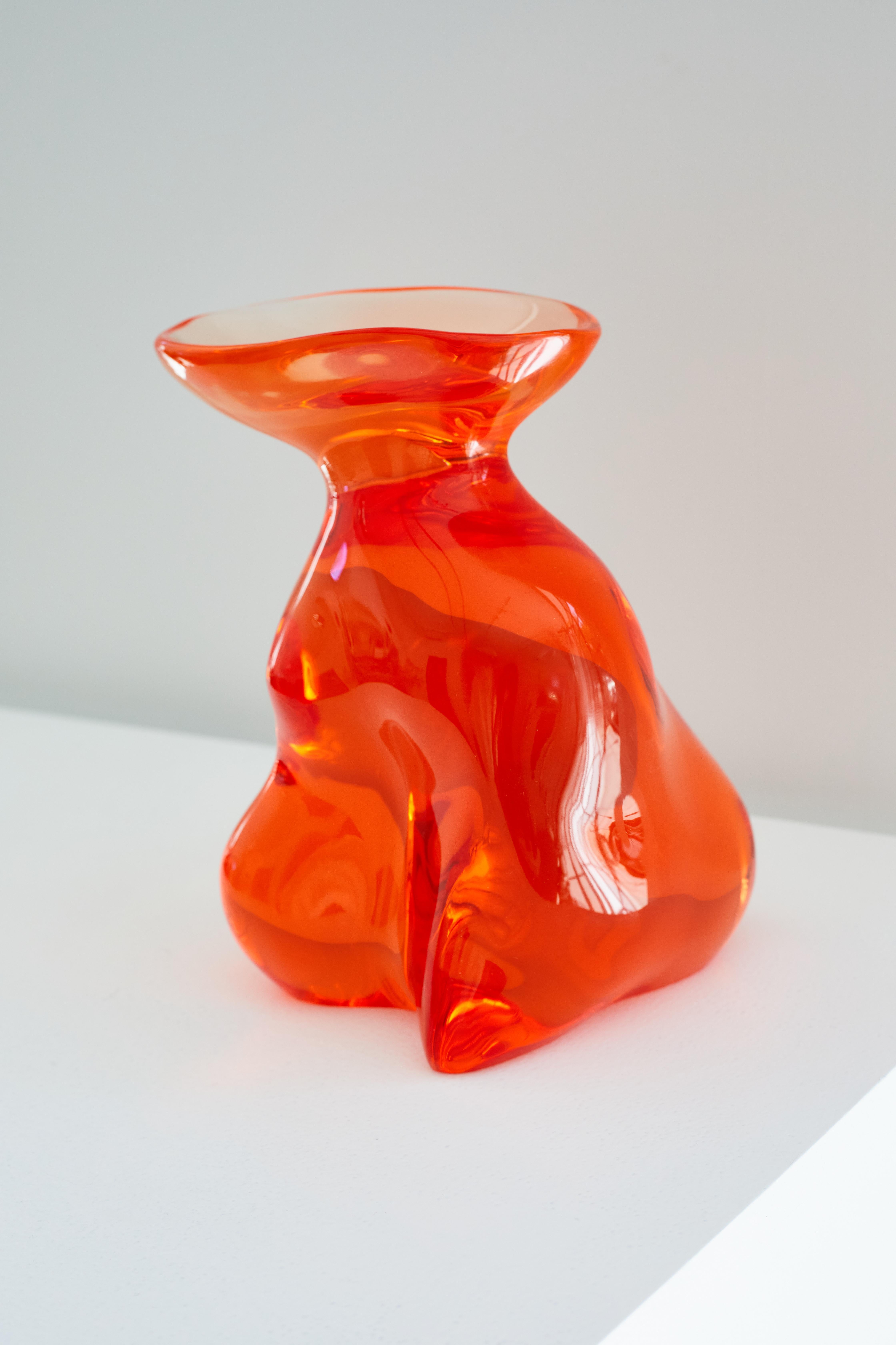 Paula Hayes
Little Quince Birdbath, 2018
Cast resin with high-gloss polished acrylic finish Dimensions: 9” H x 7.6” W x 7.6” D
Photo: Ethan Herrington

A major theme in Hayes’ work is the connection of people to the natural environment, and