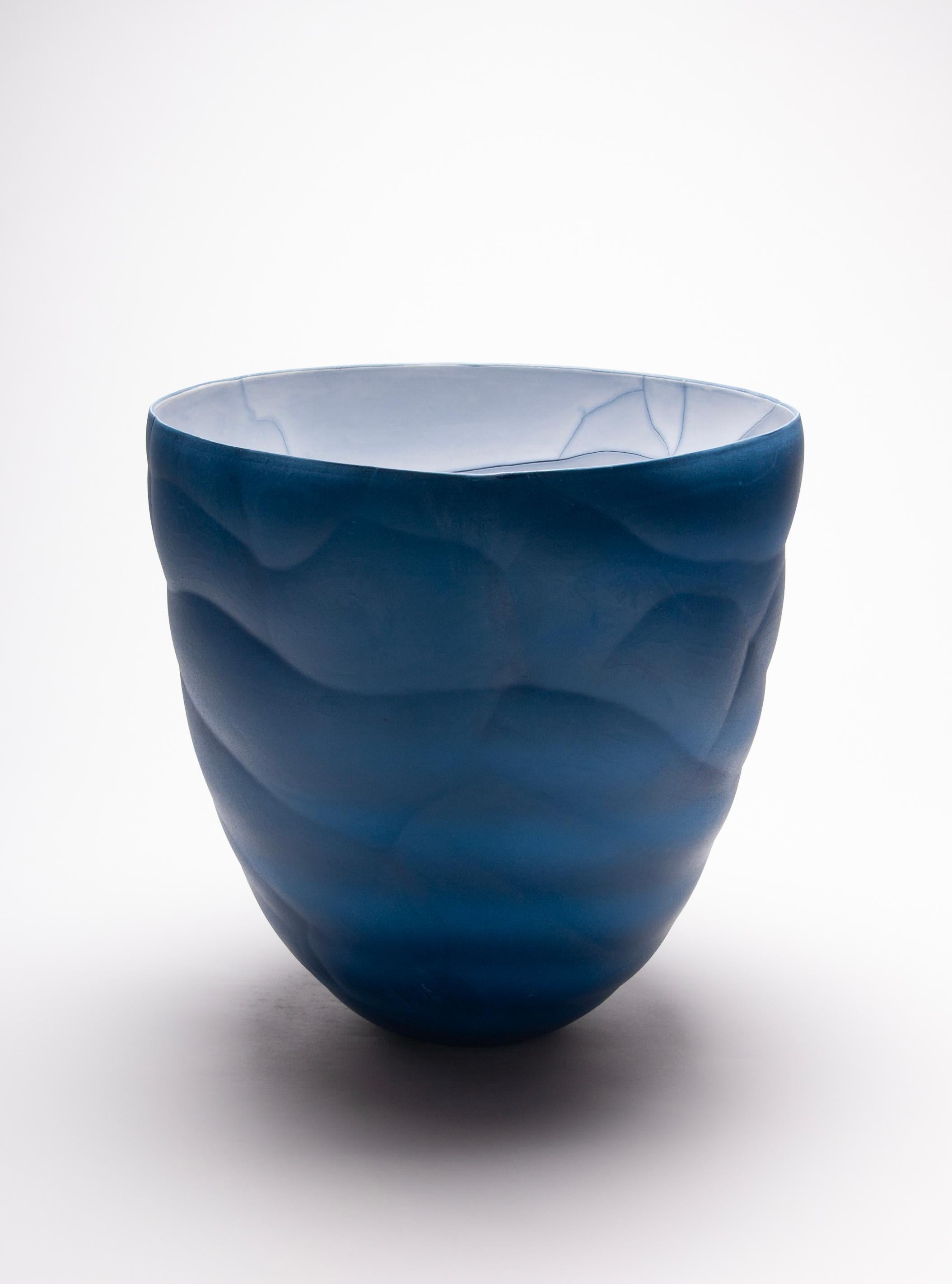 Blue Migration - minimal, contemporary, abstract, porcelain vessel, sculpture For Sale 2