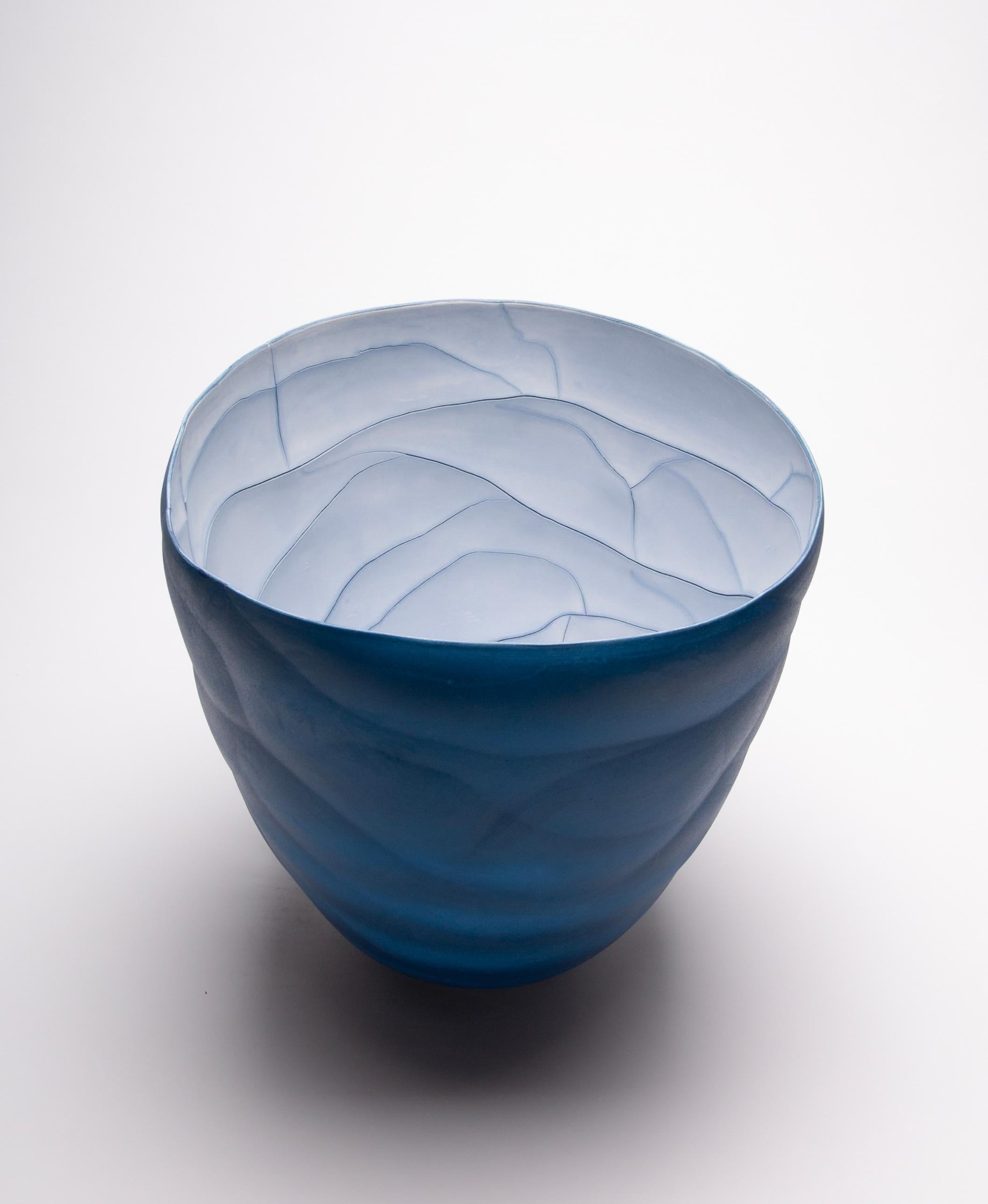 Blue Migration - minimal, contemporary, abstract, porcelain vessel, sculpture For Sale 3
