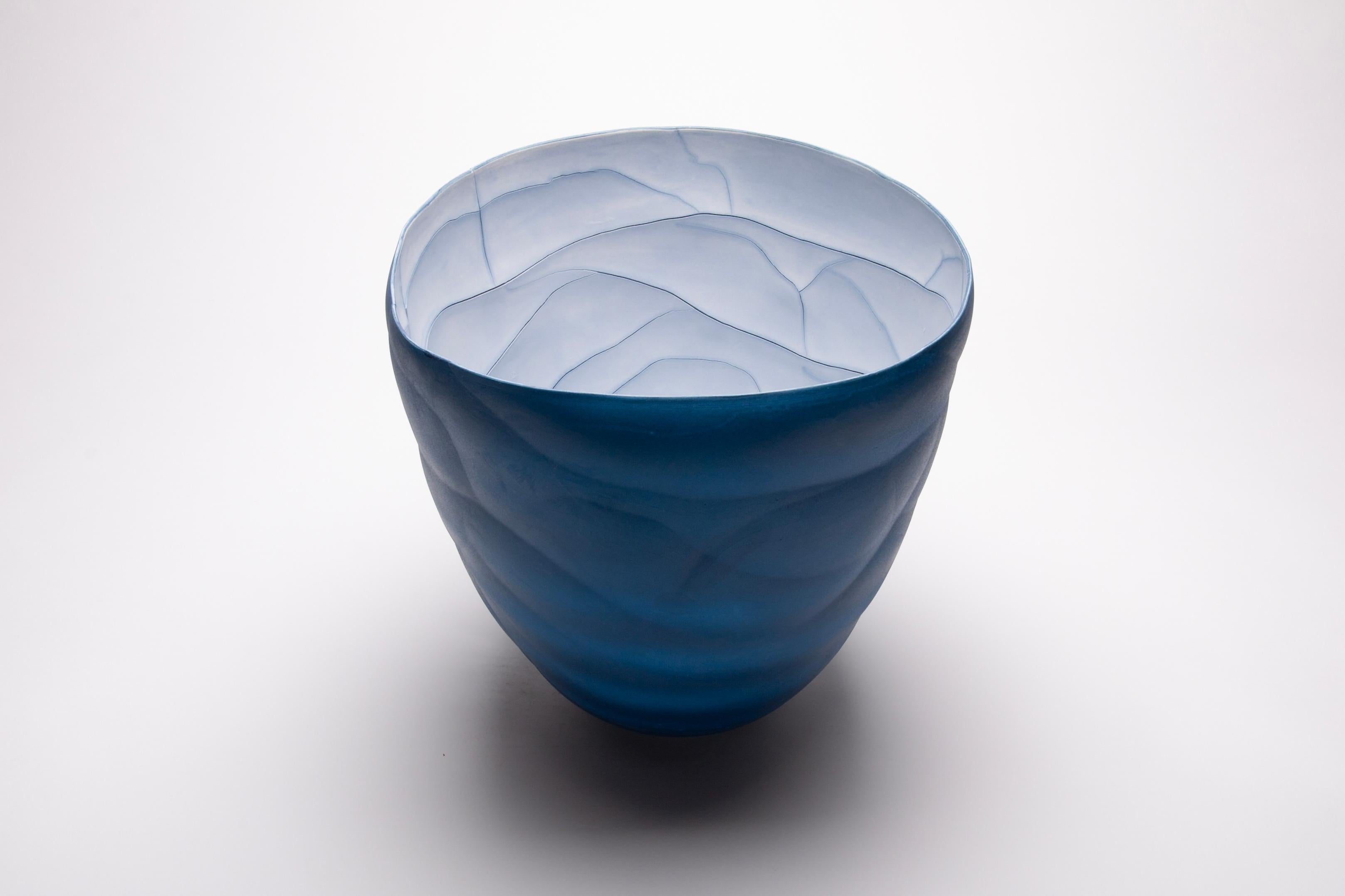 Blue Migration - minimal, contemporary, abstract, porcelain vessel, sculpture For Sale 4