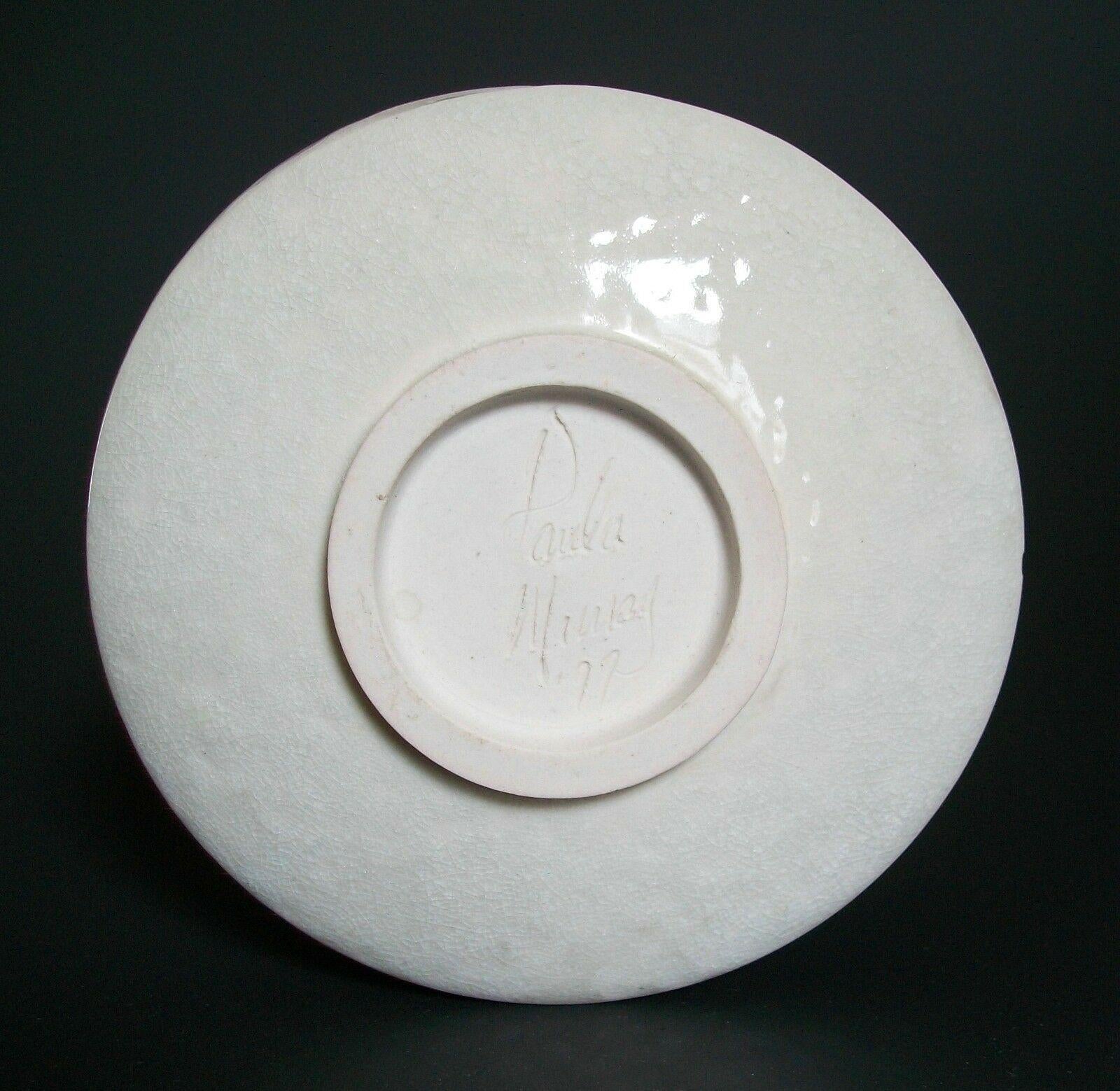 Paula Murray, Glazed Wheel Thrown Sculptural Porcelain Bowl, Canada, C. 1997 For Sale 7