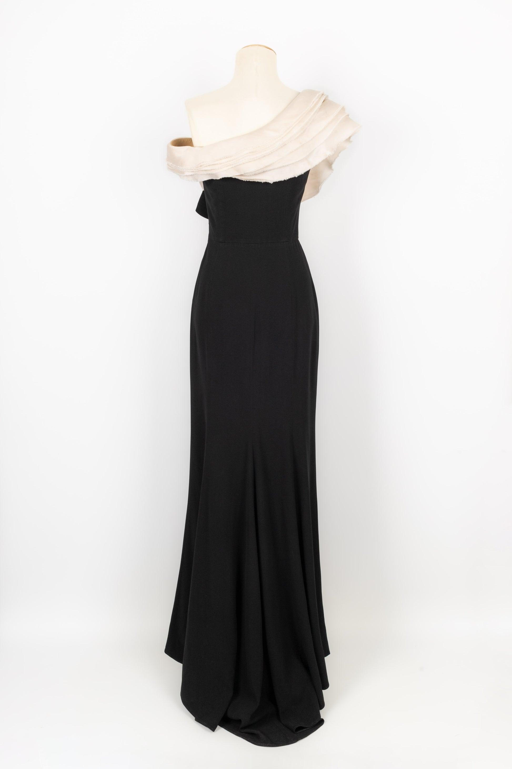Paule Ka Black and Beige Long Dress in Crepe And Silk In Excellent Condition For Sale In SAINT-OUEN-SUR-SEINE, FR