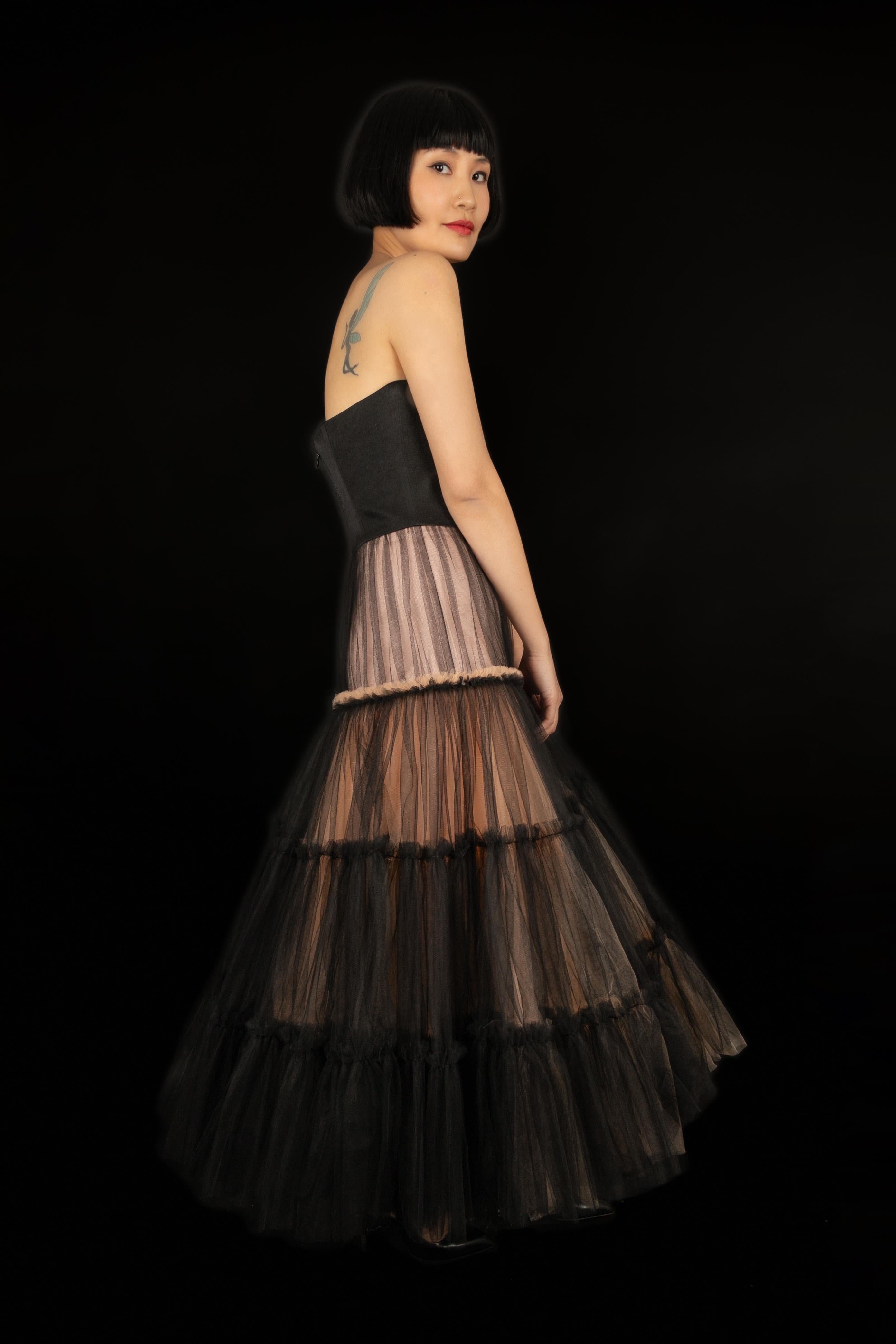 Paul Ka - Abito bustier in raso nero con gonna in tulle in vendita 10