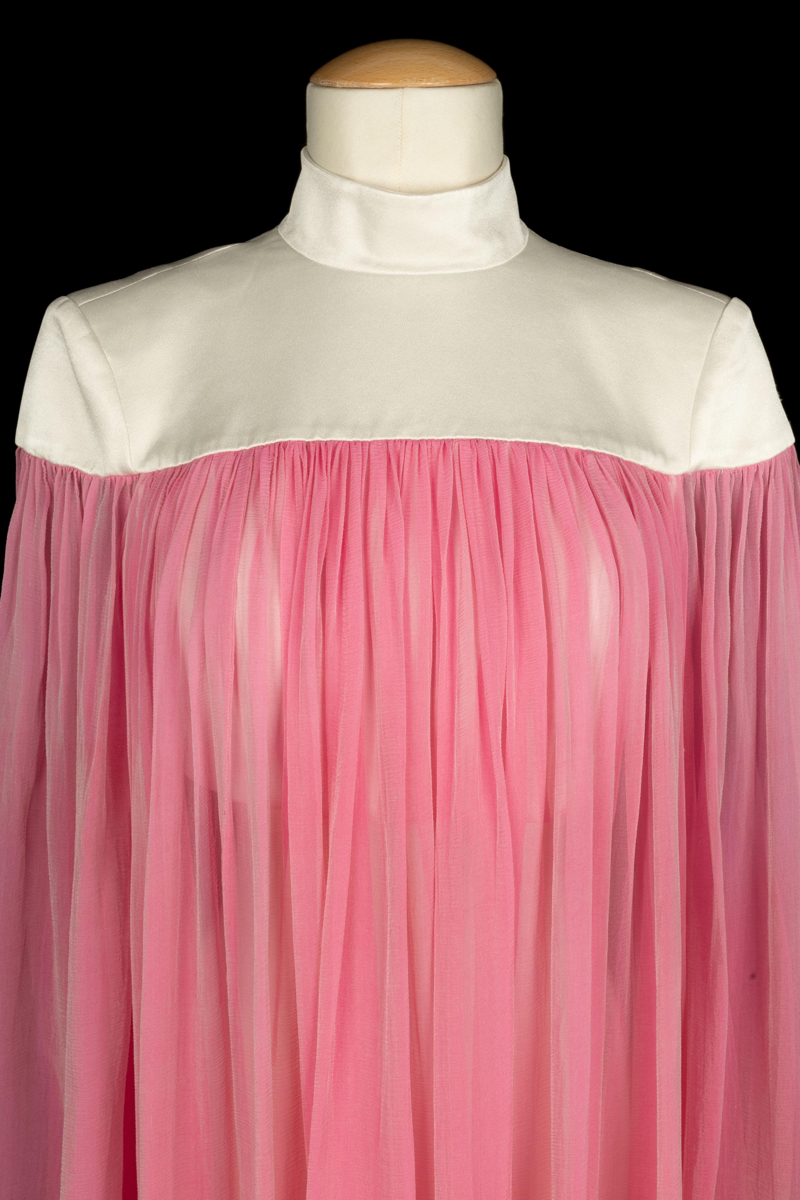 Paule Ka Kleid 'Schwarzer Teppich' im Zustand „Hervorragend“ im Angebot in SAINT-OUEN-SUR-SEINE, FR