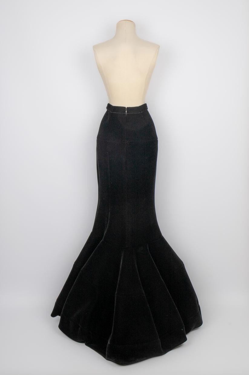 Paule Ka Maxi Long Black Velvet Skirt, 2016 In Excellent Condition For Sale In SAINT-OUEN-SUR-SEINE, FR