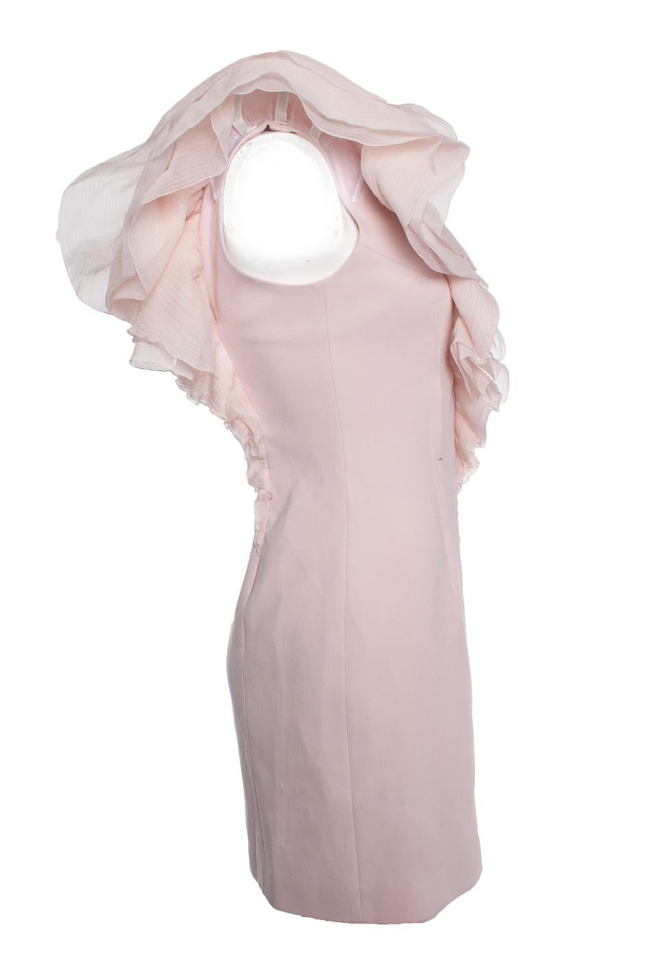 De las mujeres Paule Ka, Vestido rosa con volante en el hombro en venta