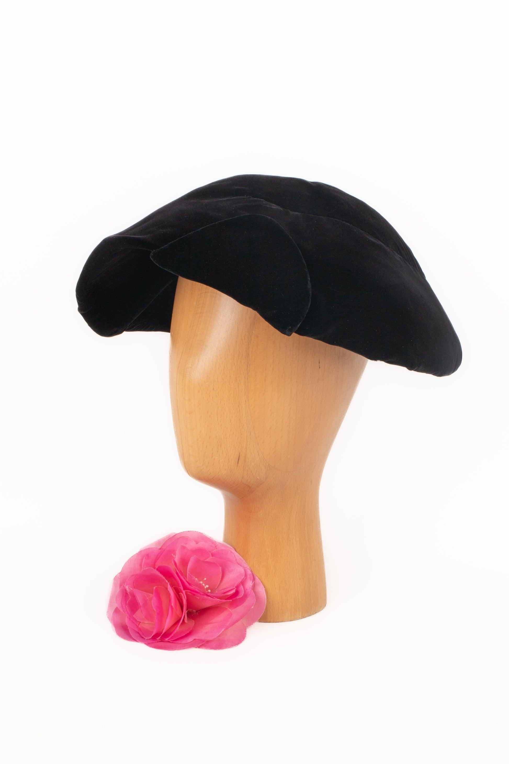 Paulette Large Black Silk Velvet Hat For Sale 3